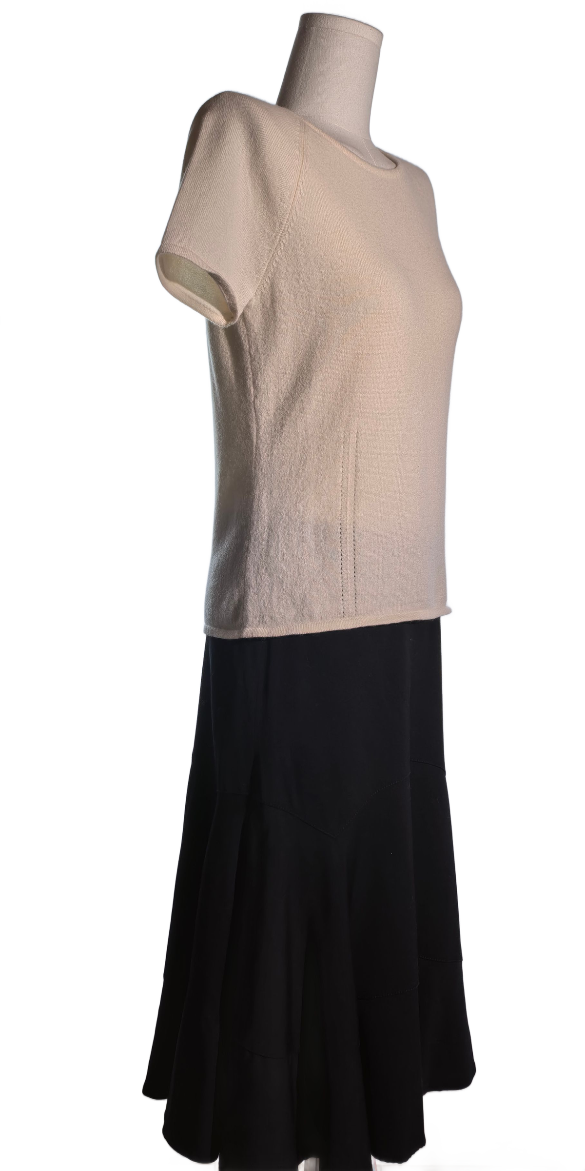 Bluza din casmir cu maneca scurta si perforatii discrete - Classiques