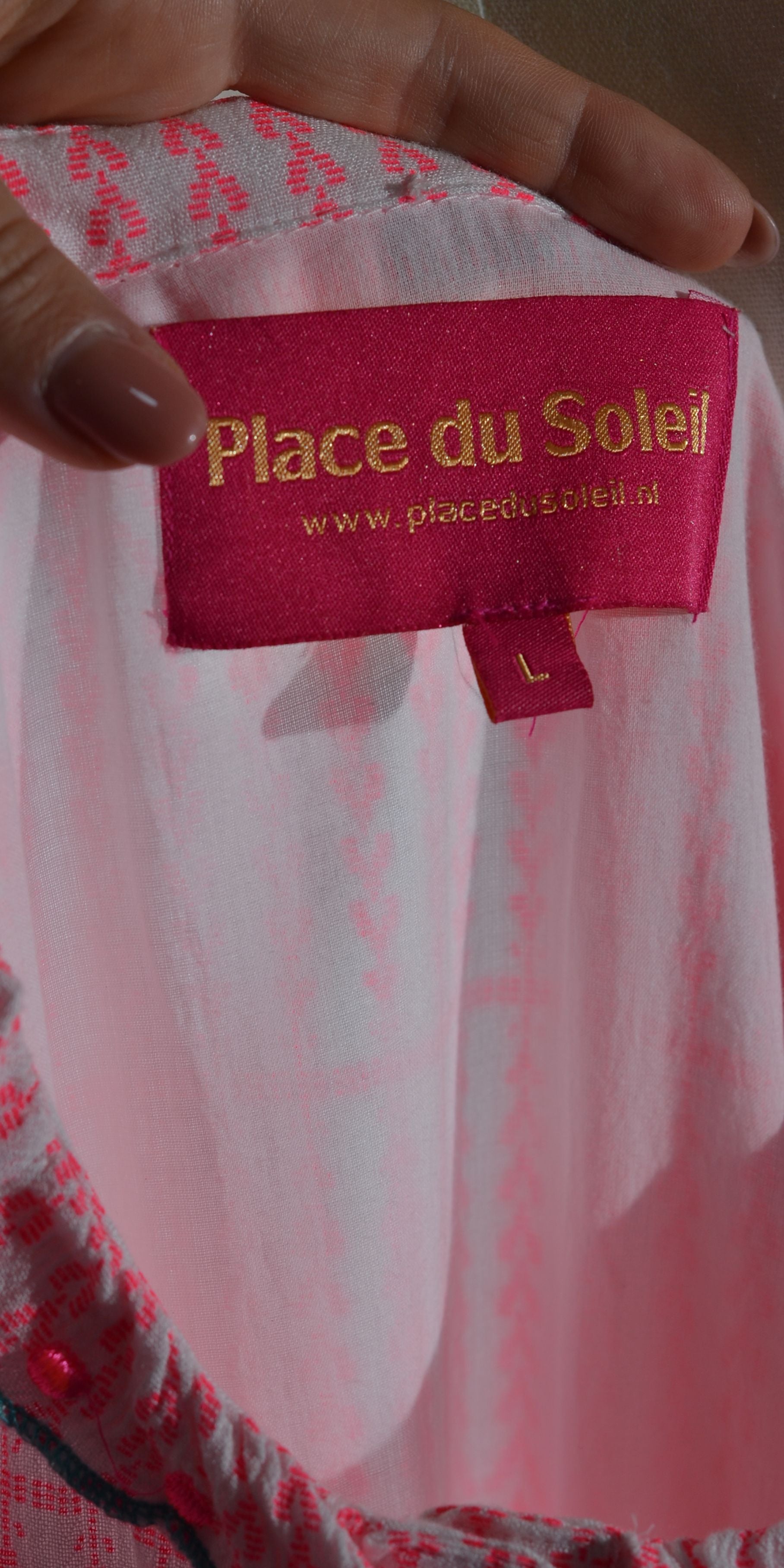 Rochie cu aplicatii manuale si buzunare - Palace du Soleil