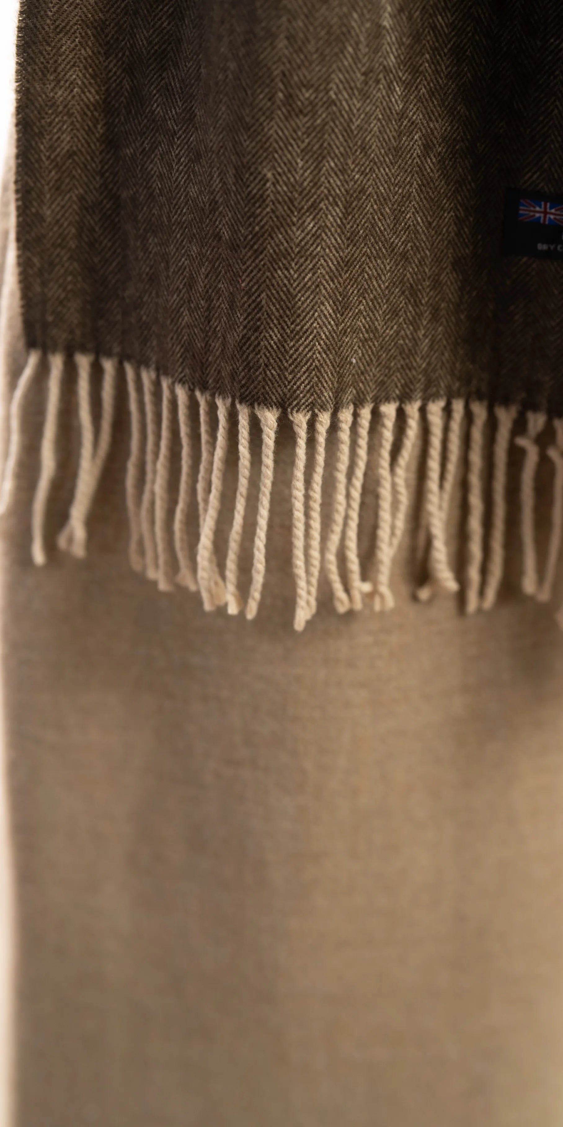 Fular imprimeu discret din casmir