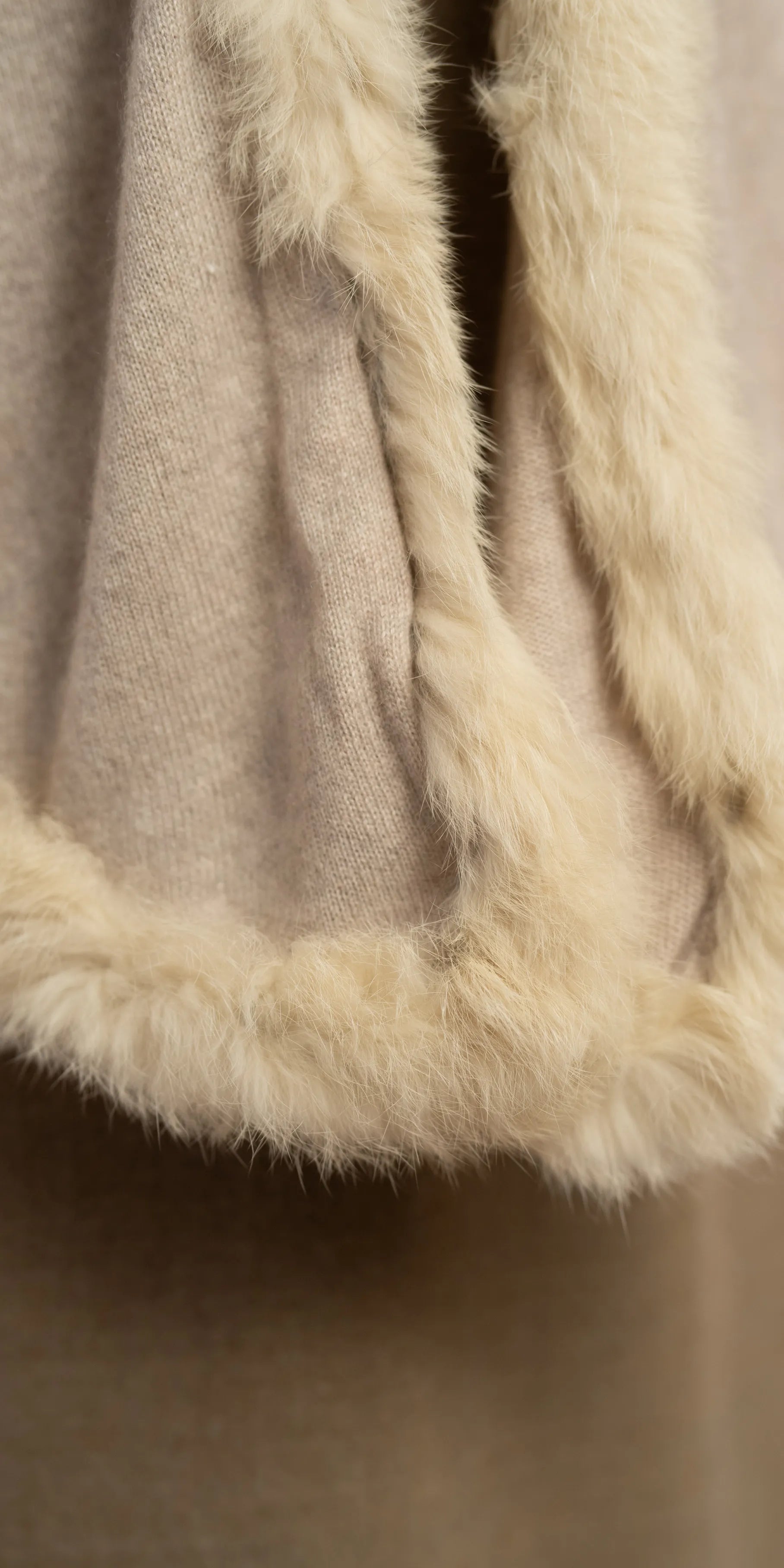 Sal de mari dimensiuni din casmir