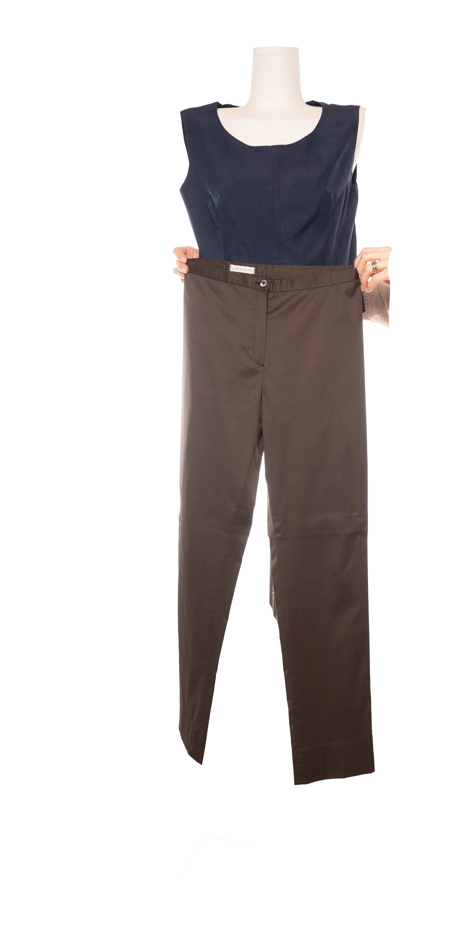 Pantaloni drepti de vara - Caractere