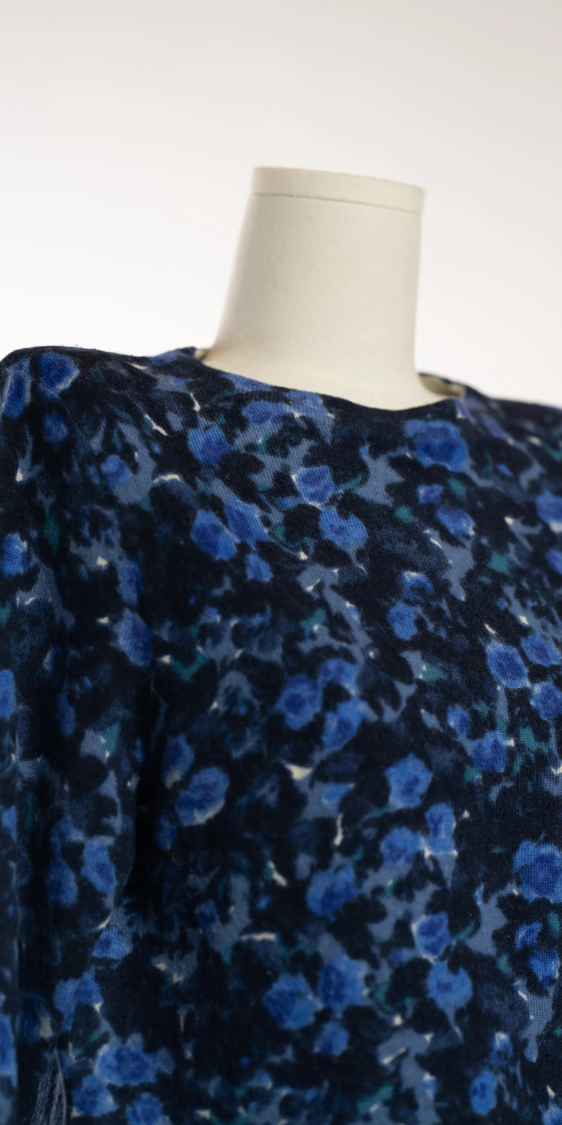 Pulover inflorat din casmir - Talbots