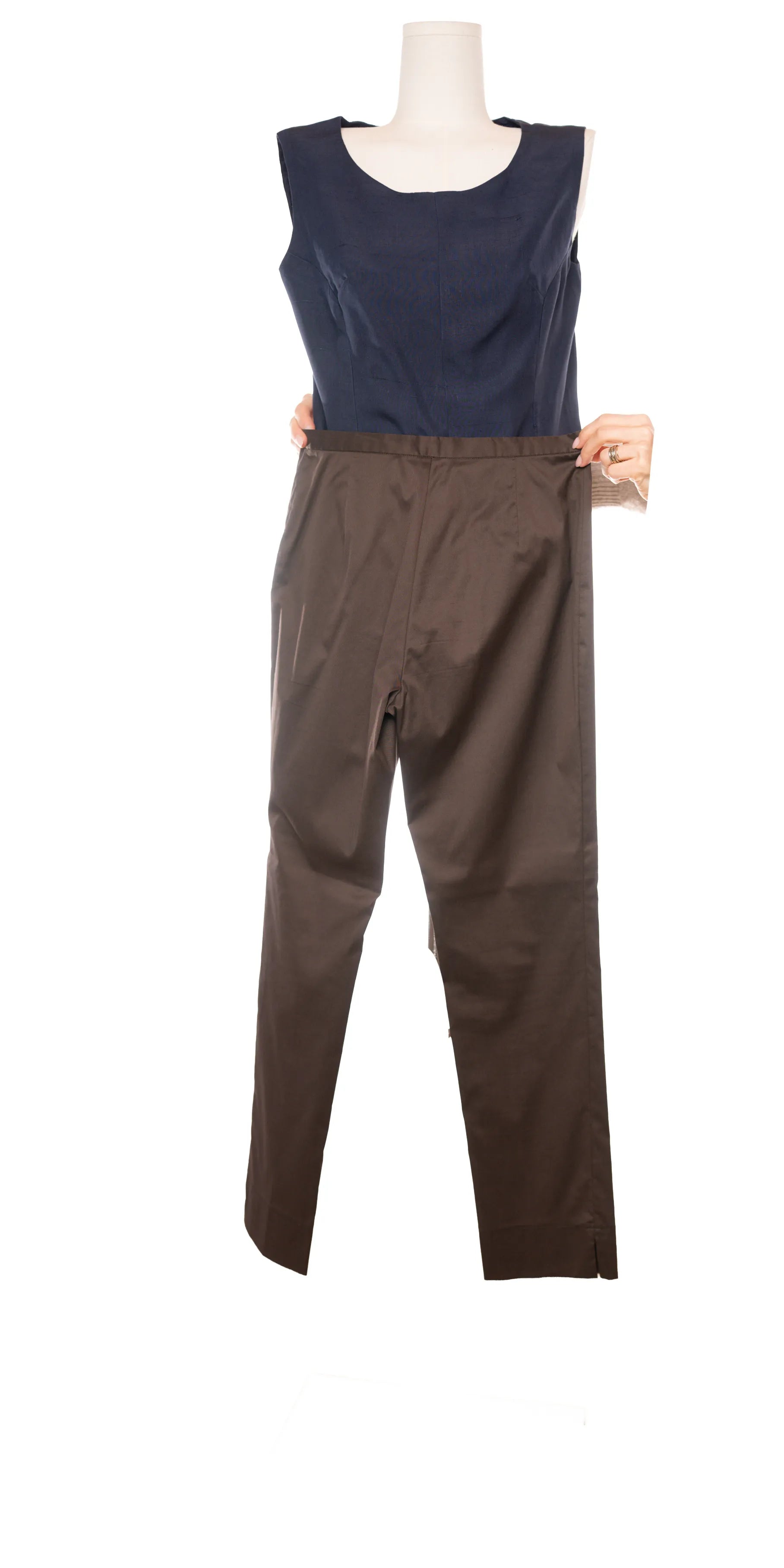 Pantaloni drepti de vara - Caractere
