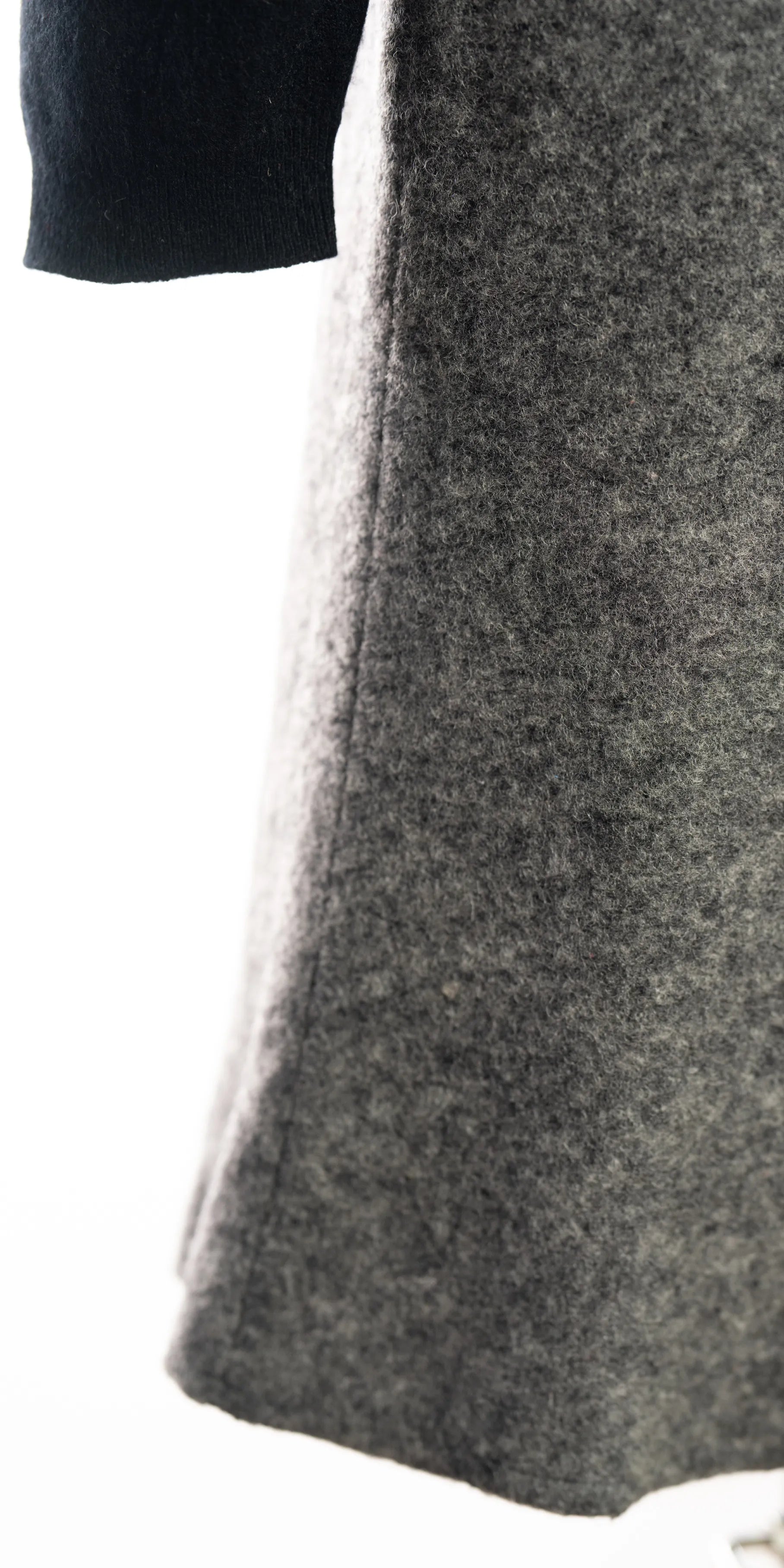 Fusta in clos din lana fiarta