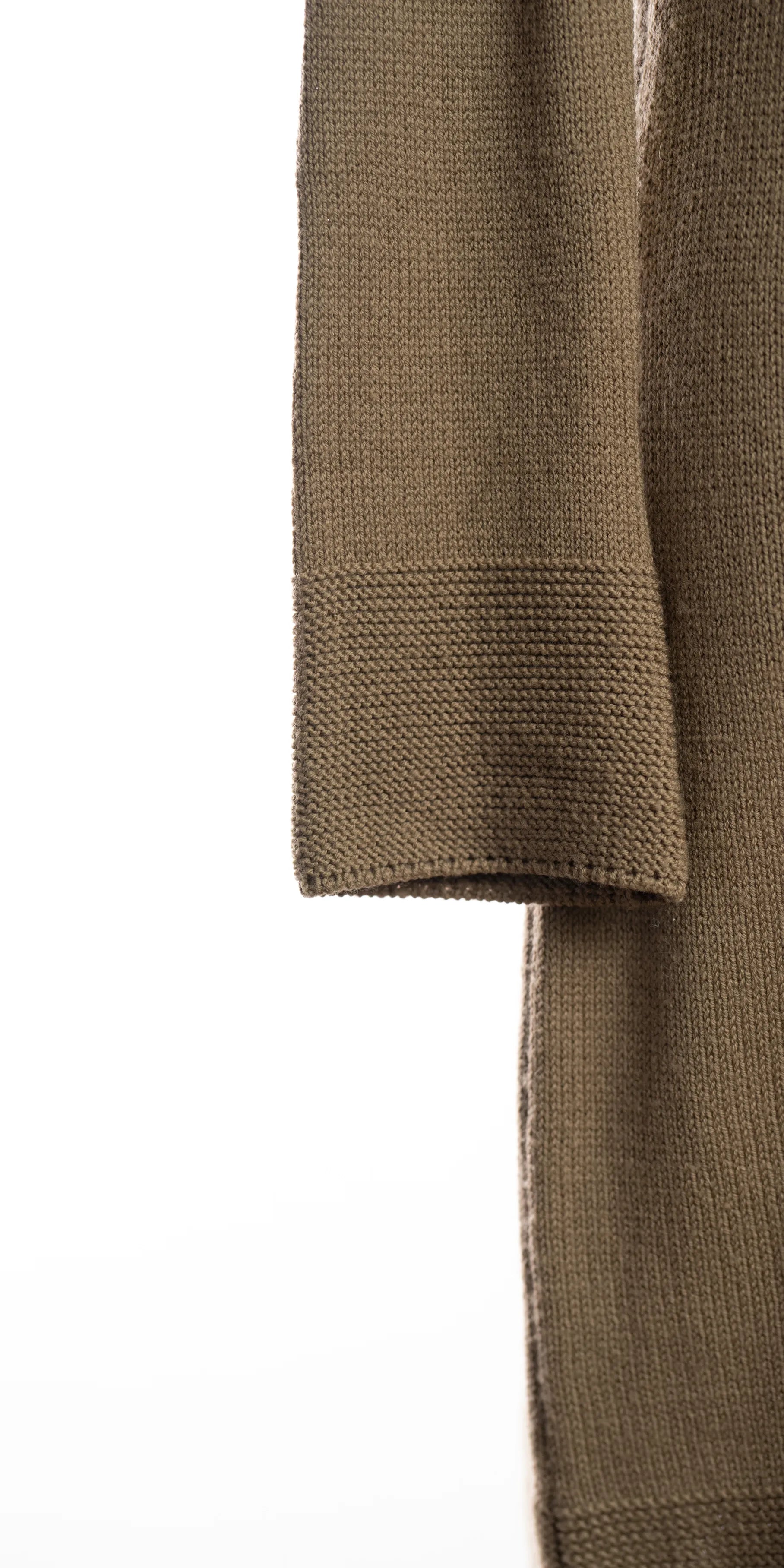 Rochie din lana tricotata