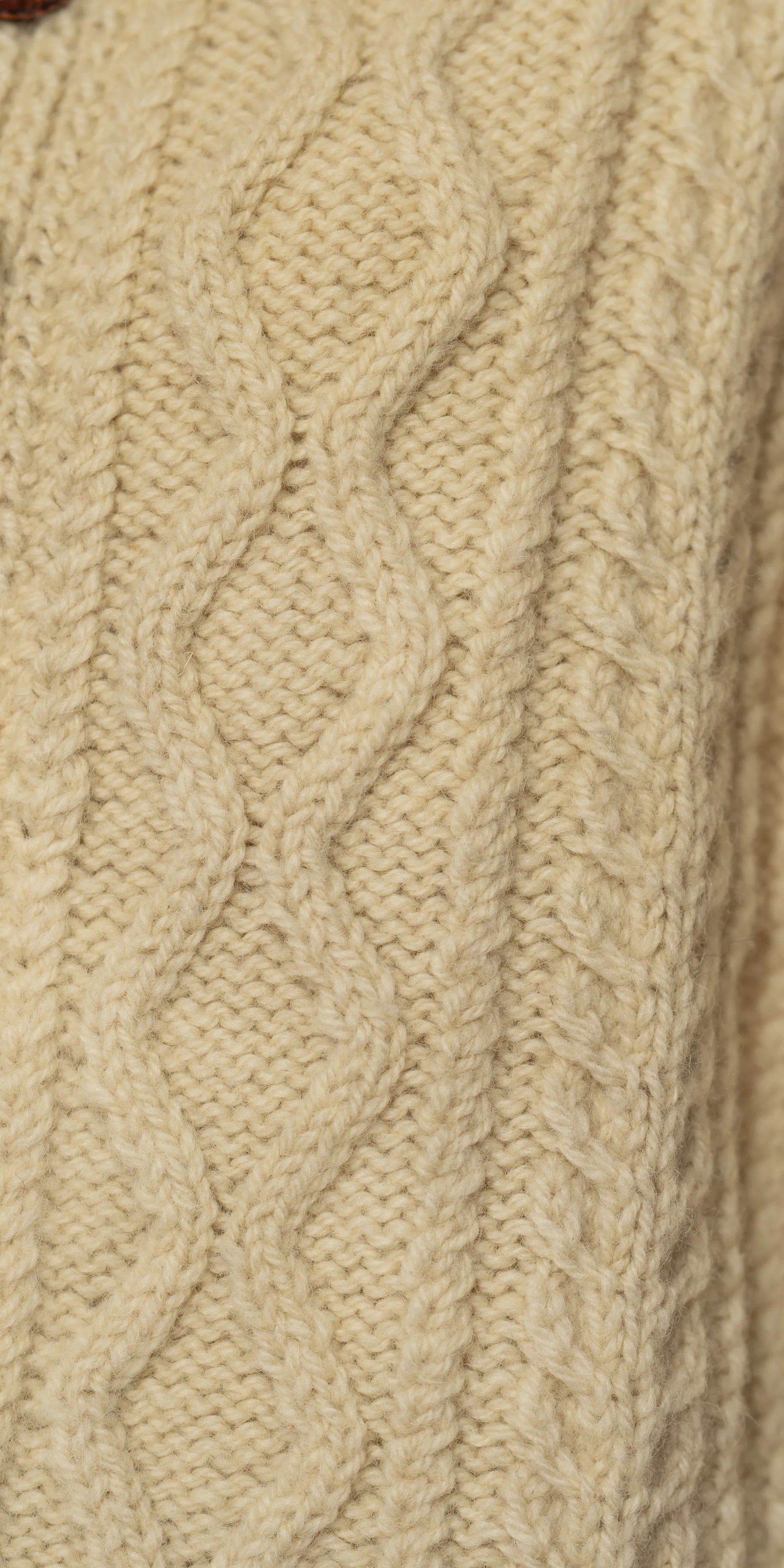 Cardigan lung din lana cu nasturi