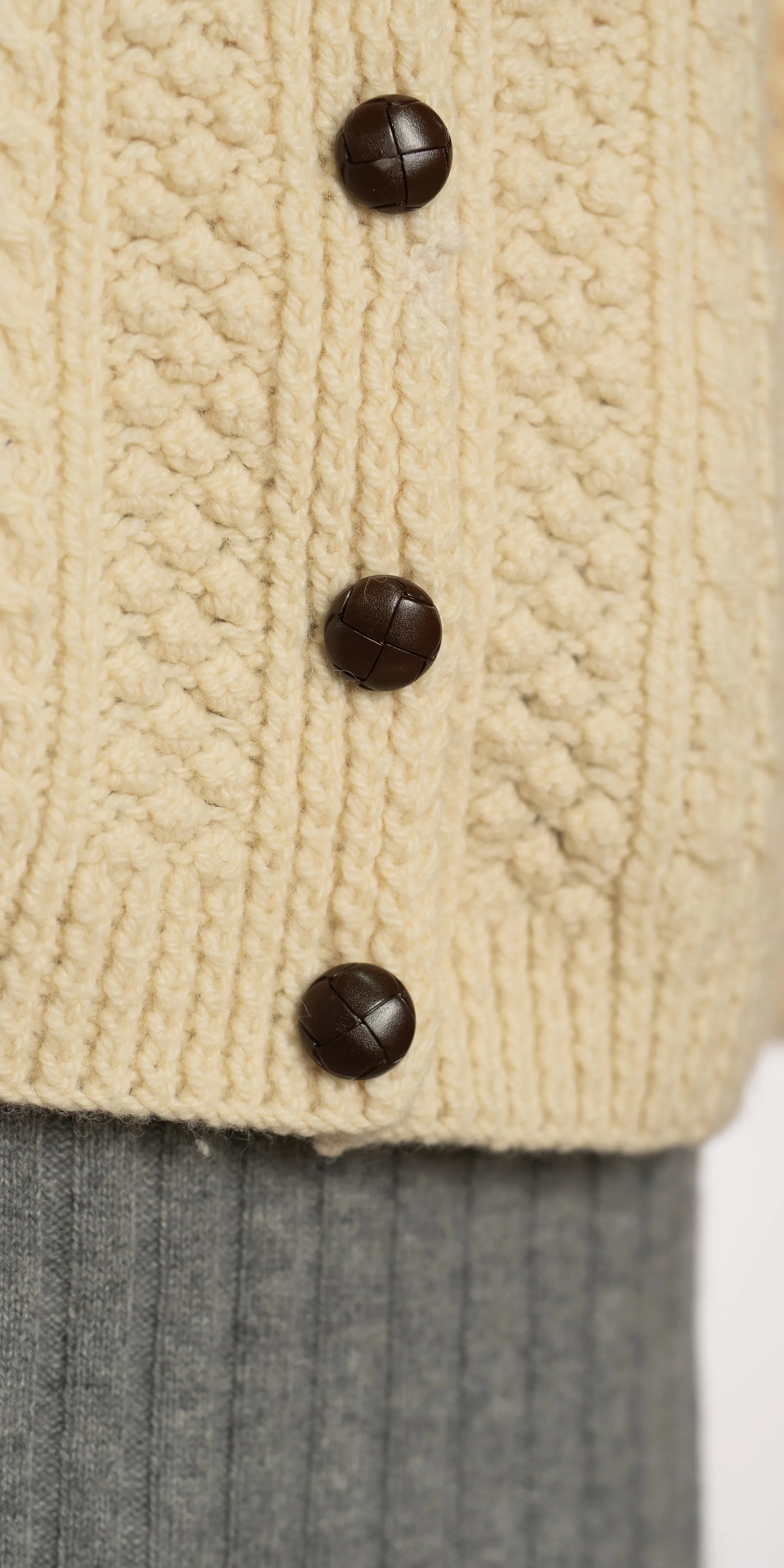 Cardigan cu buzunare din lana