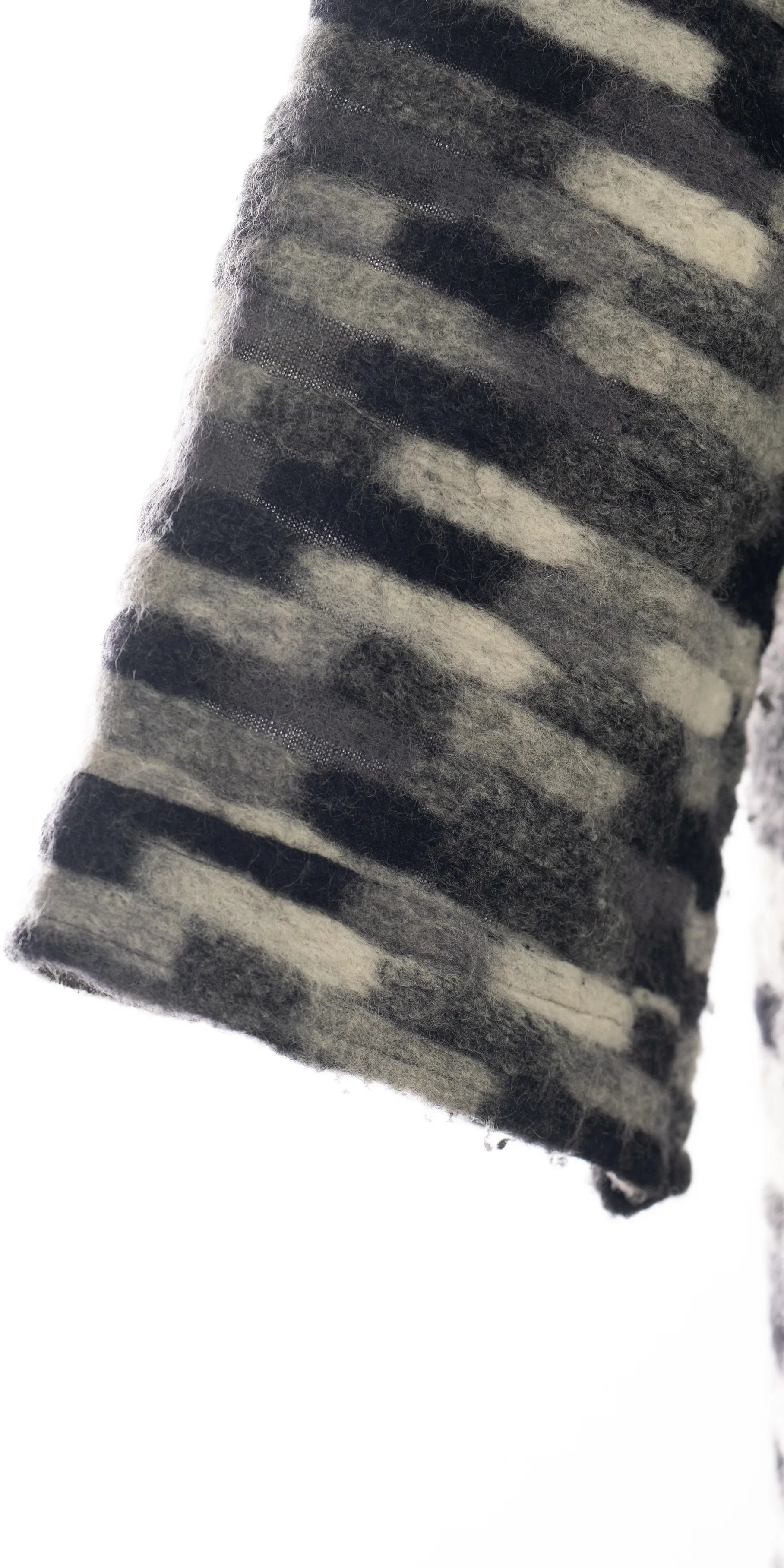 Blazer din lana fiarta