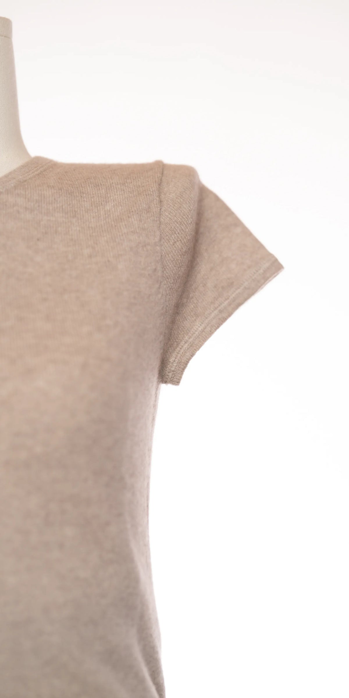 Bluza din casmir cu maneca scurta - Premise