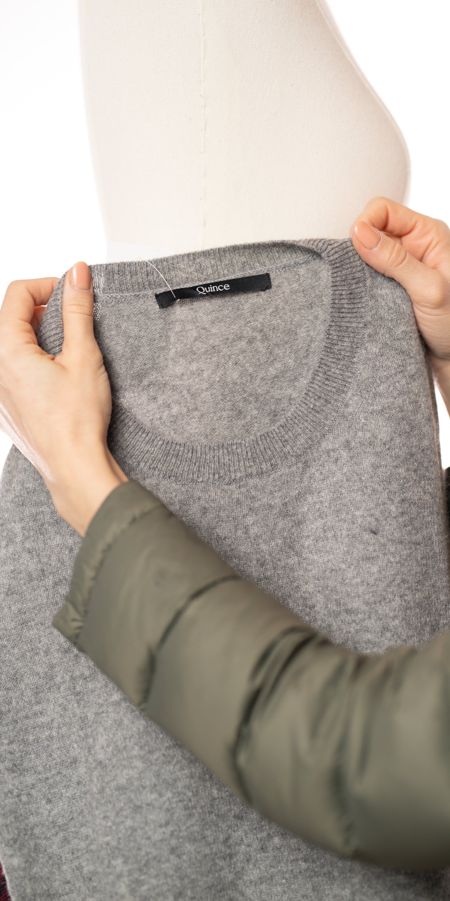 Bluza cu maneca scurta din casmir - Quince