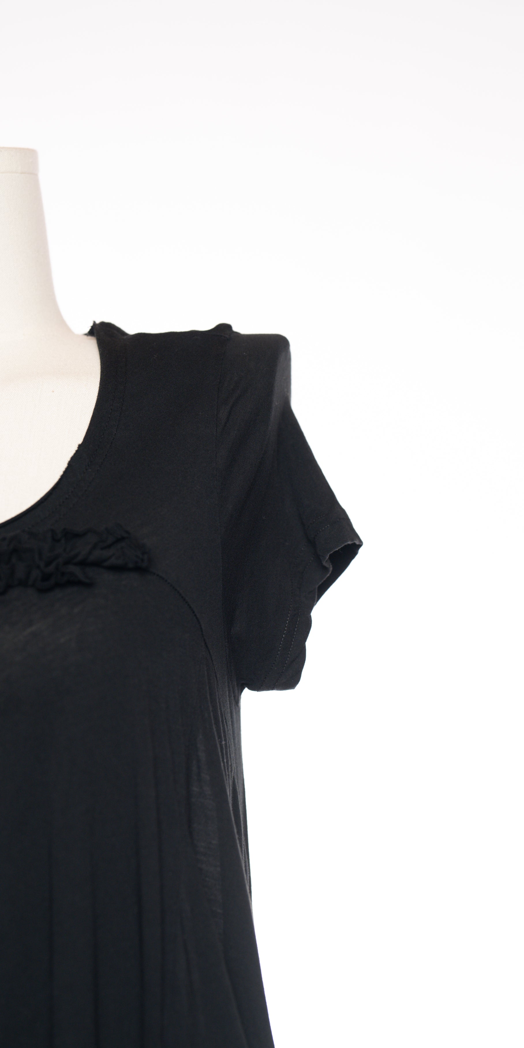 Rochie maxi cu detalii