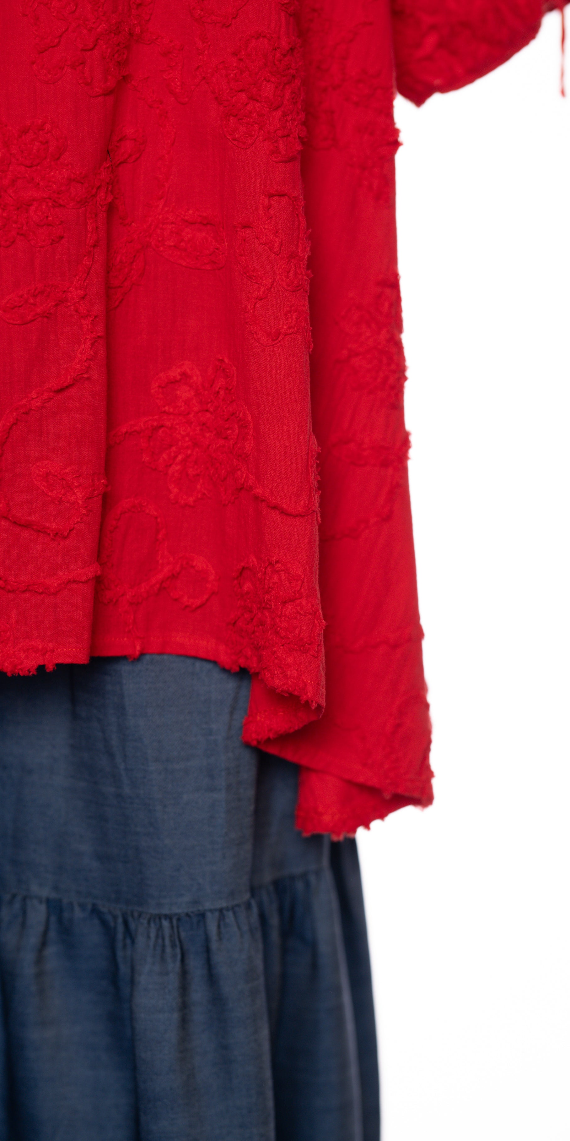 Bluza asimetrica cu detalii 3D