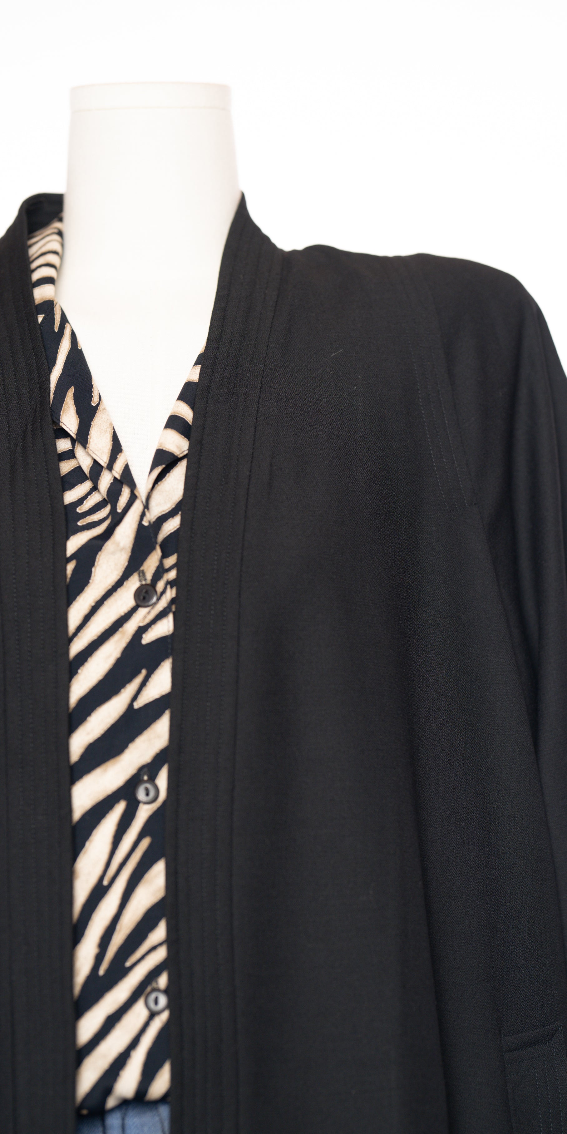 Blazer fin din lana virgina
