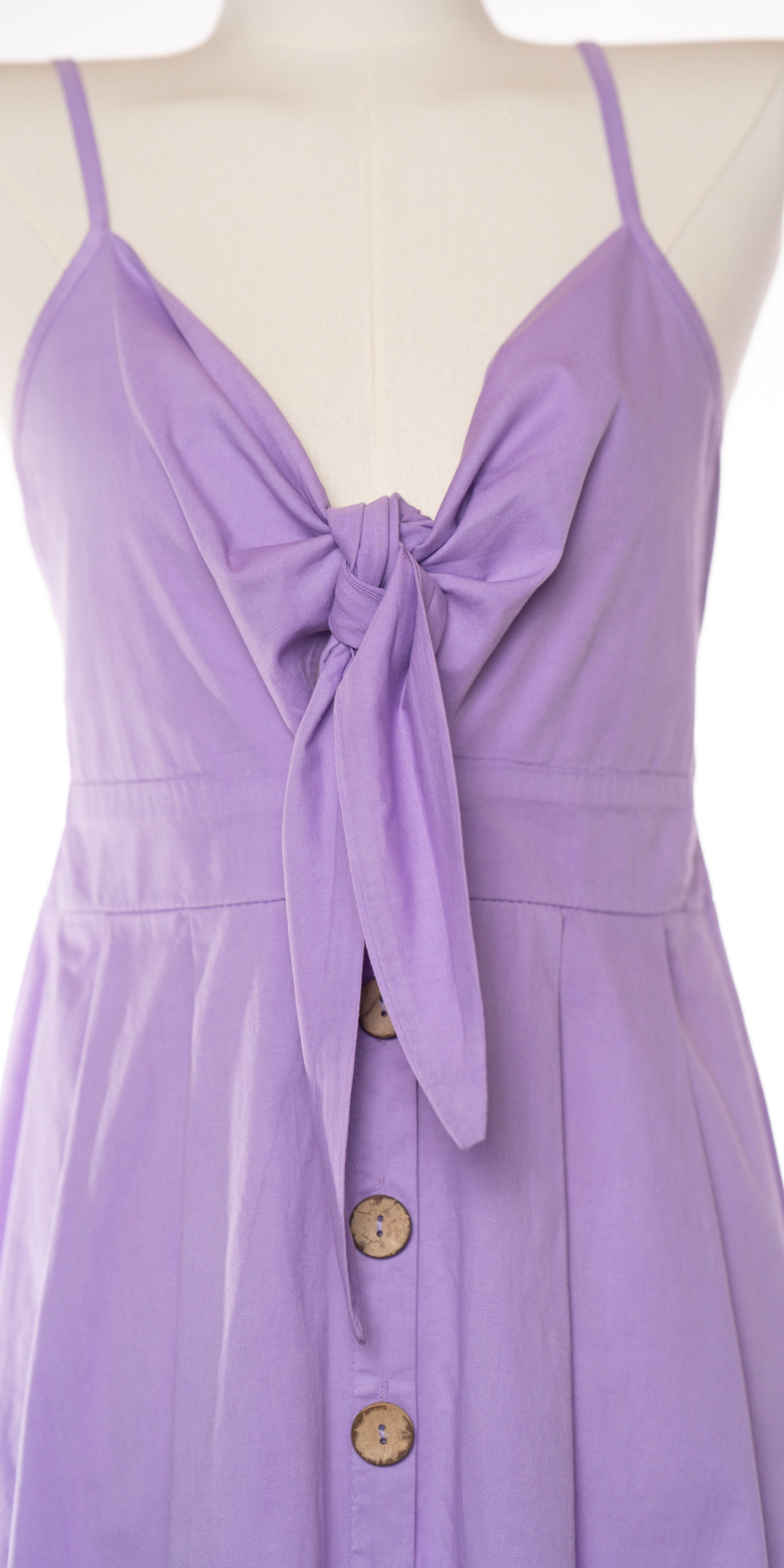 Rochie cu nasturi de lemn