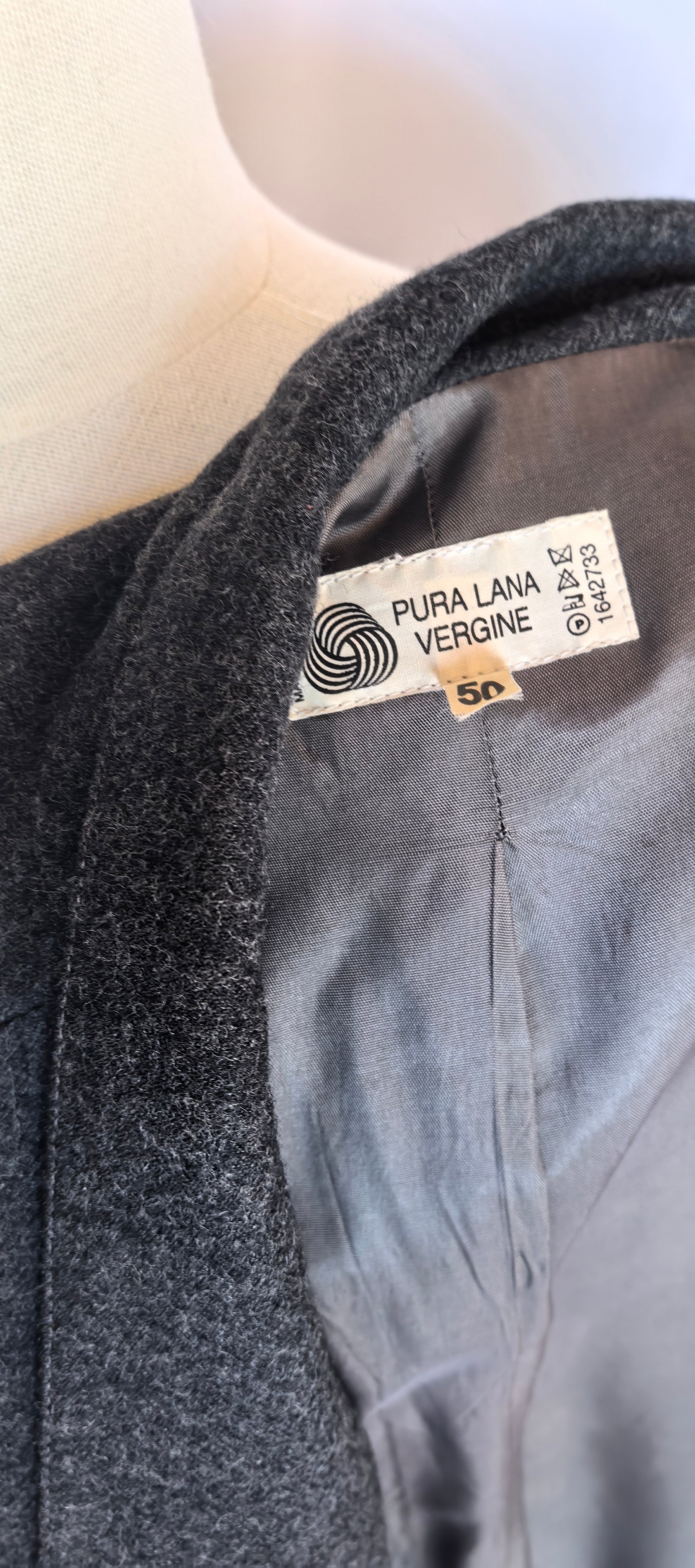 Sacou din pura lana virgina