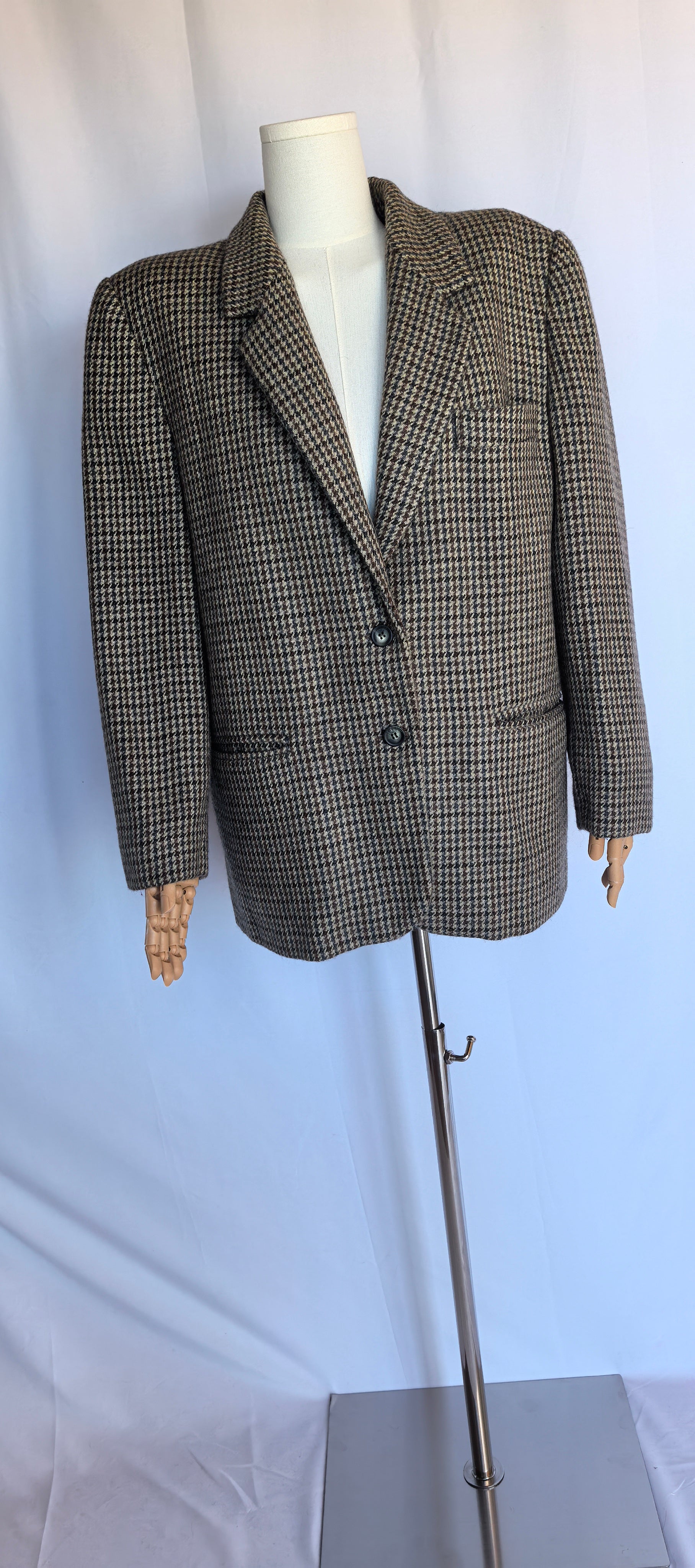 Sacou in carouri din lana