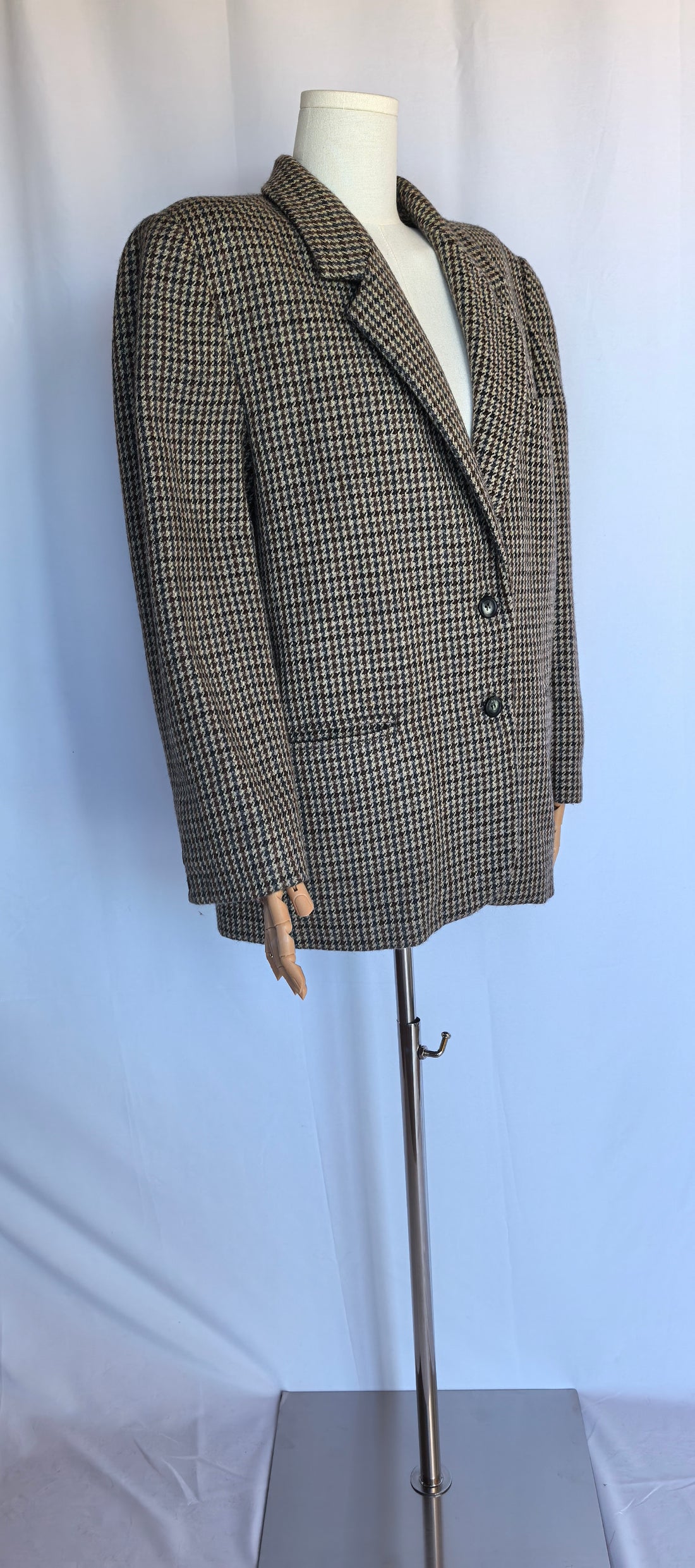 Sacou in carouri din lana