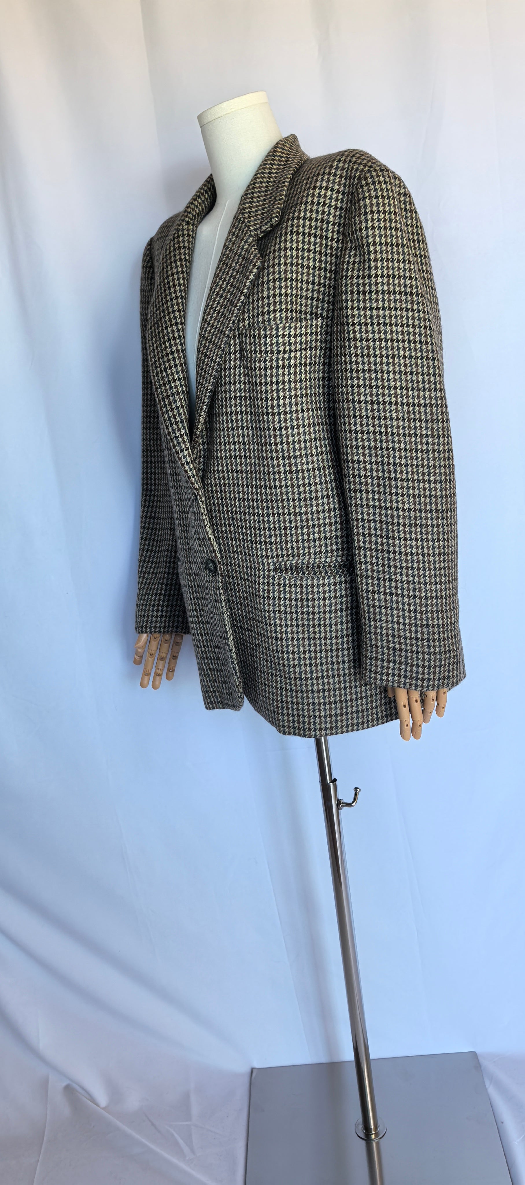 Sacou in carouri din lana