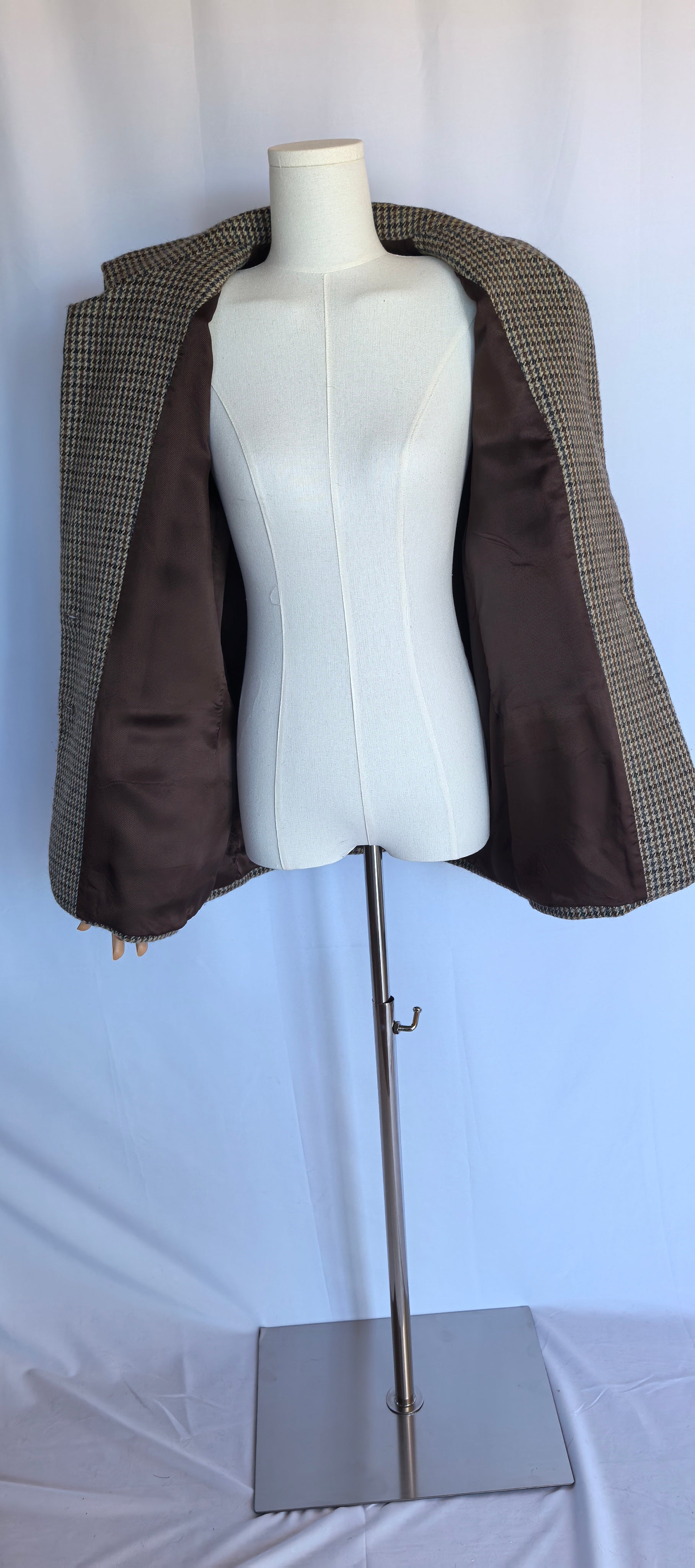 Sacou in carouri din lana