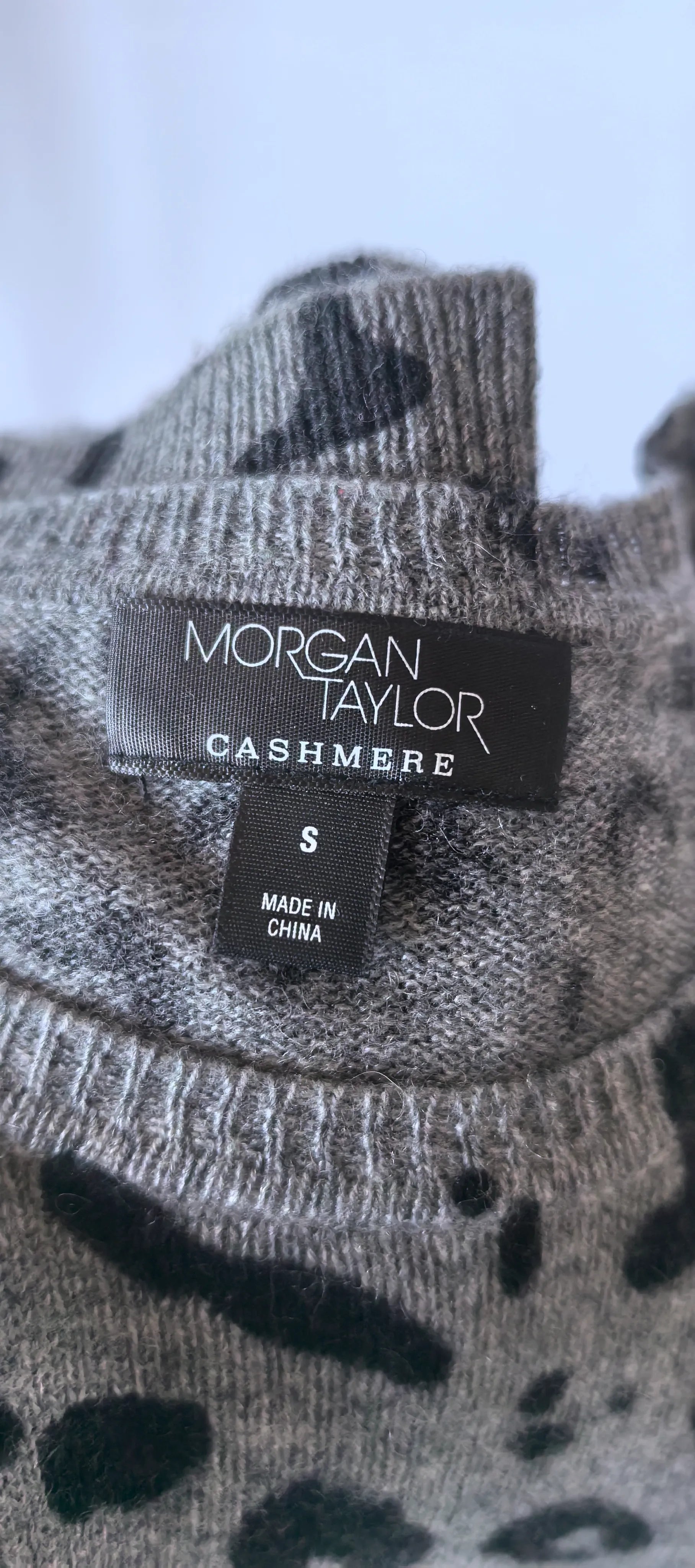 Pulover animal print din casmir - Morgan Taylor