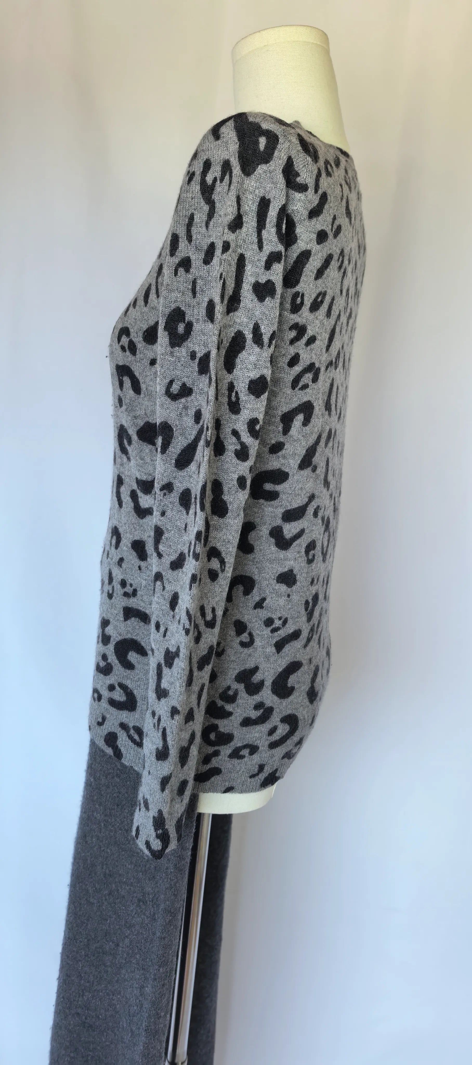 Pulover animal print din casmir - Morgan Taylor