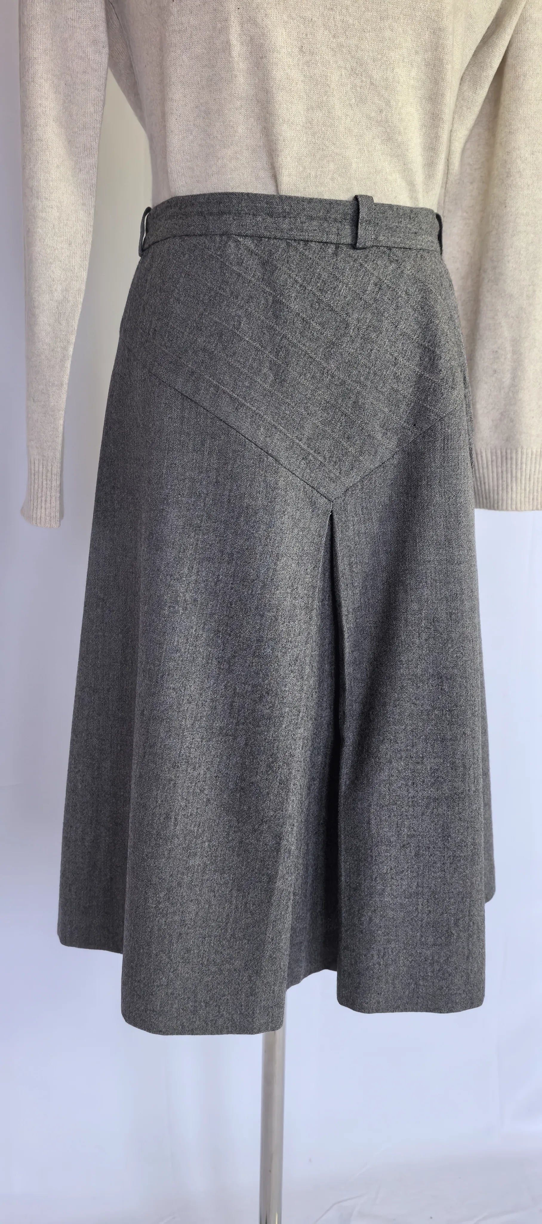 Fusta din lana