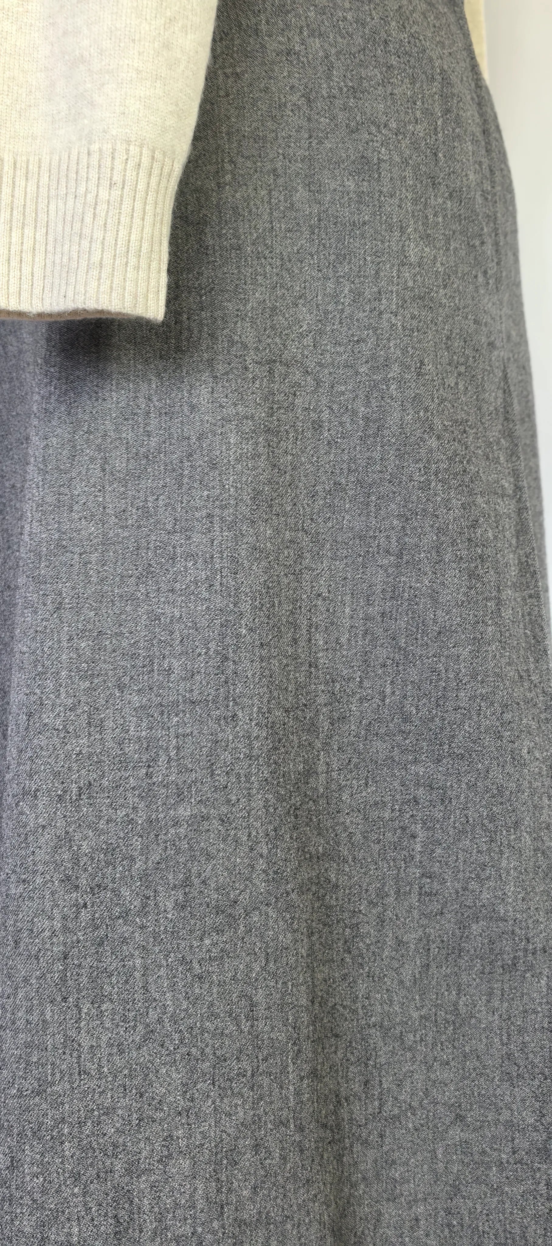 Fusta din lana