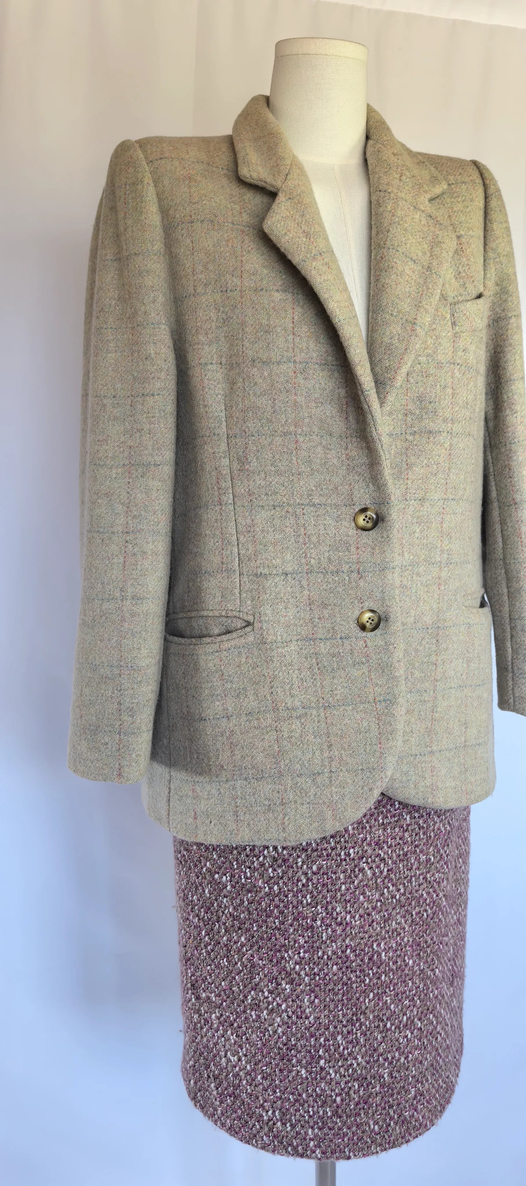 Sacou in carouri din lana