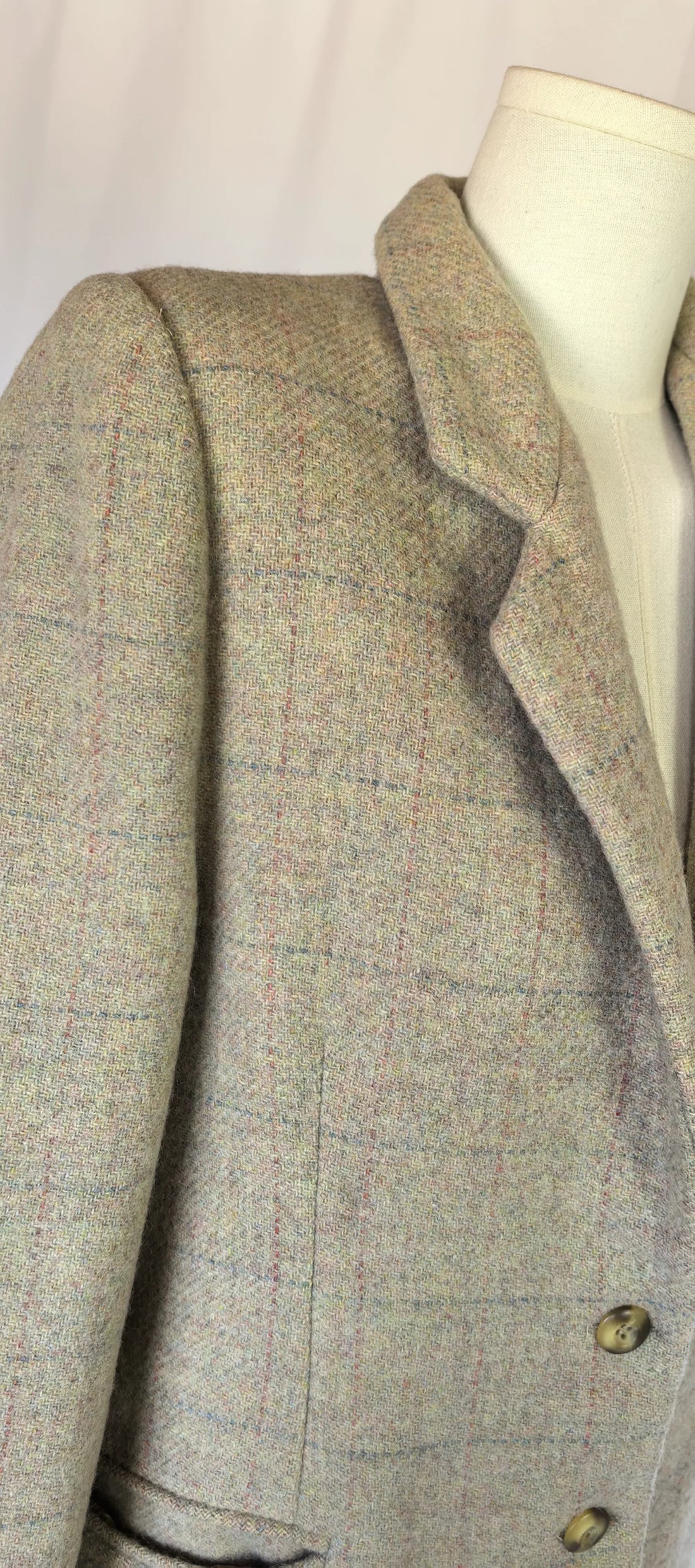 Sacou in carouri din lana