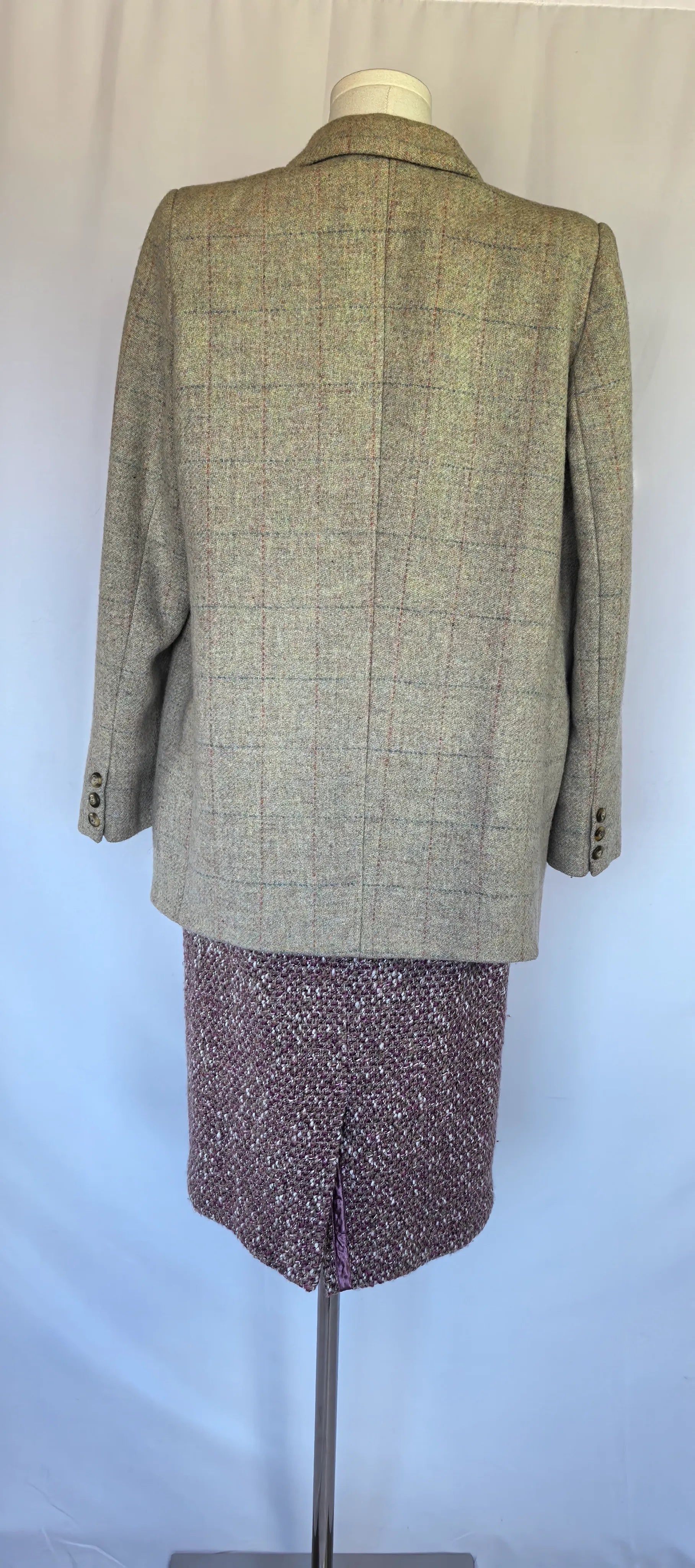 Sacou in carouri din lana