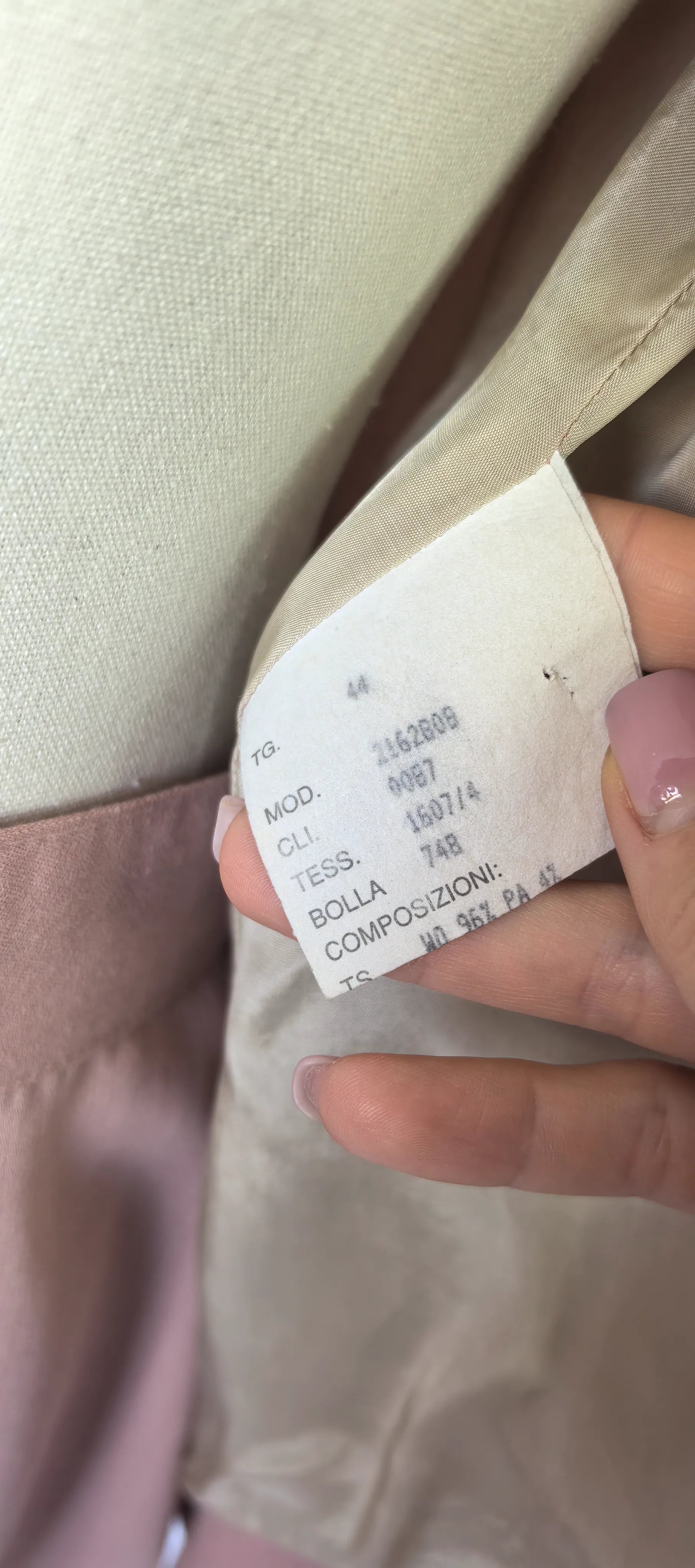 Deux piece din stofa de lana