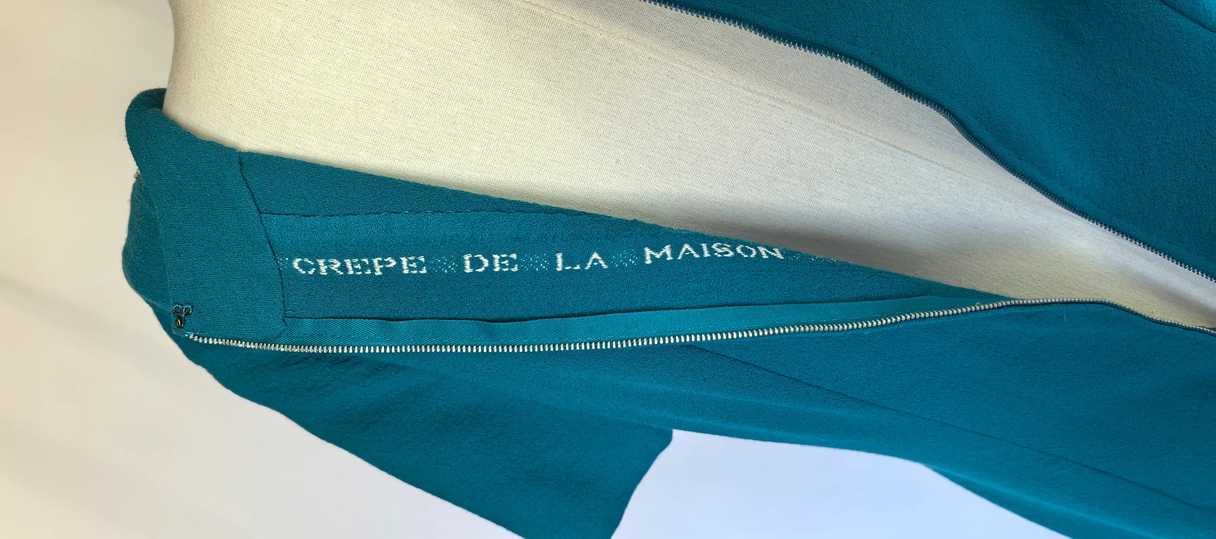 Deux piece din lana crep