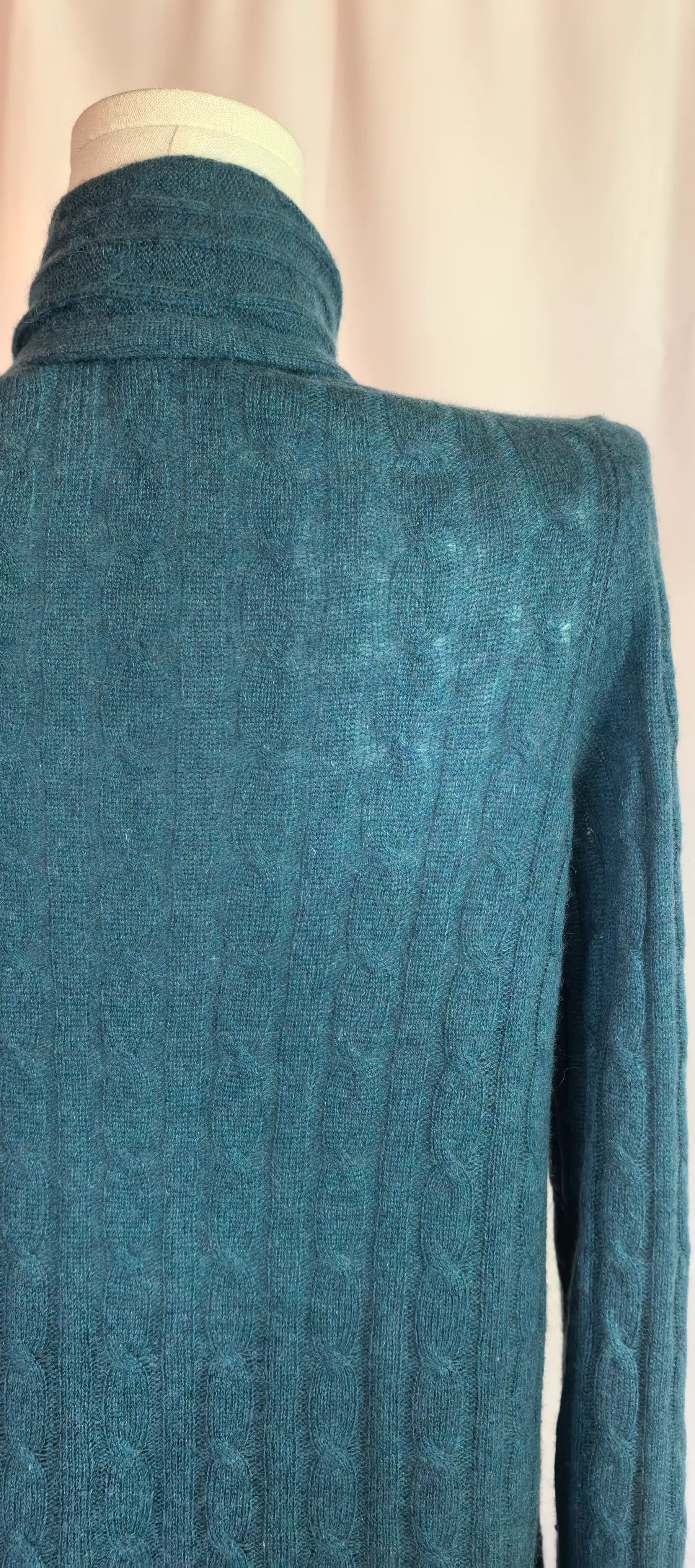 Cardigan cu torsade din casmir - White +warren