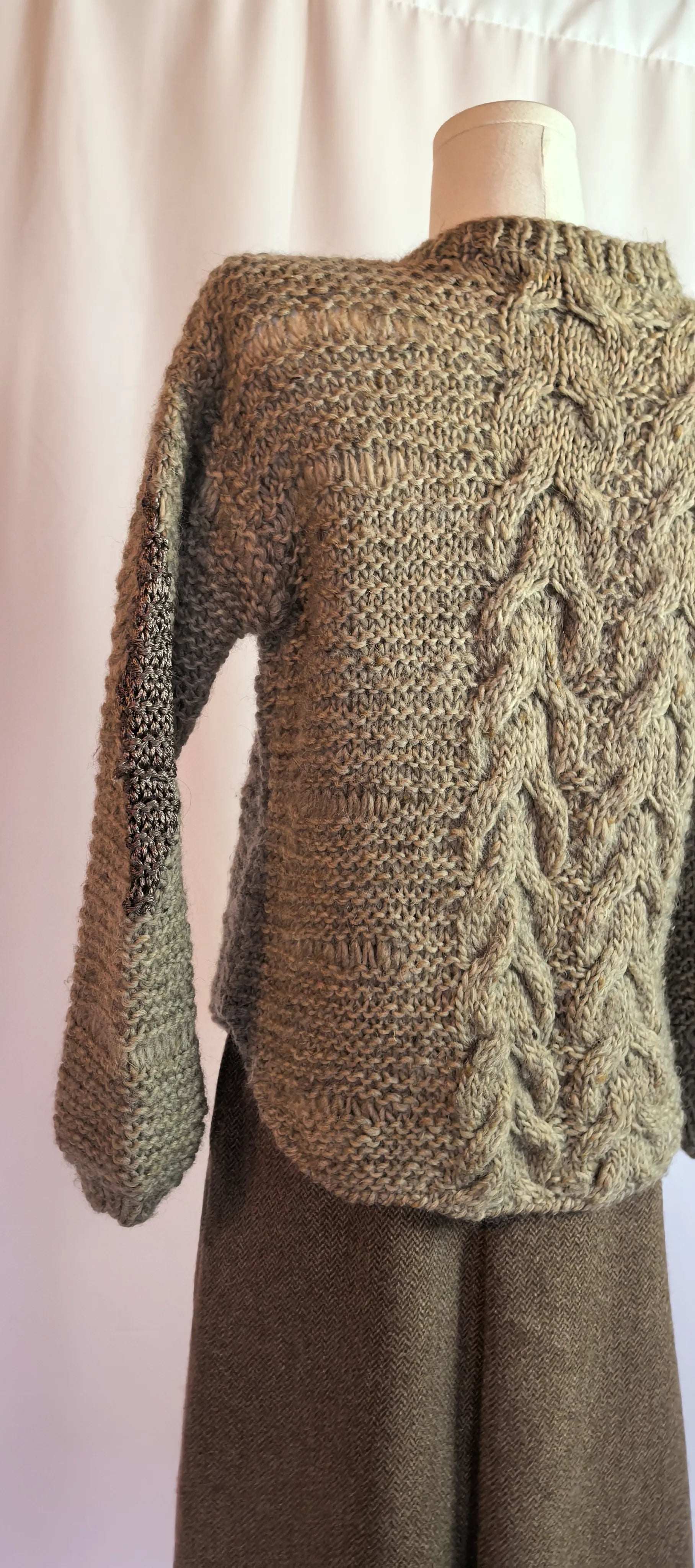 Pulover impletit din lana