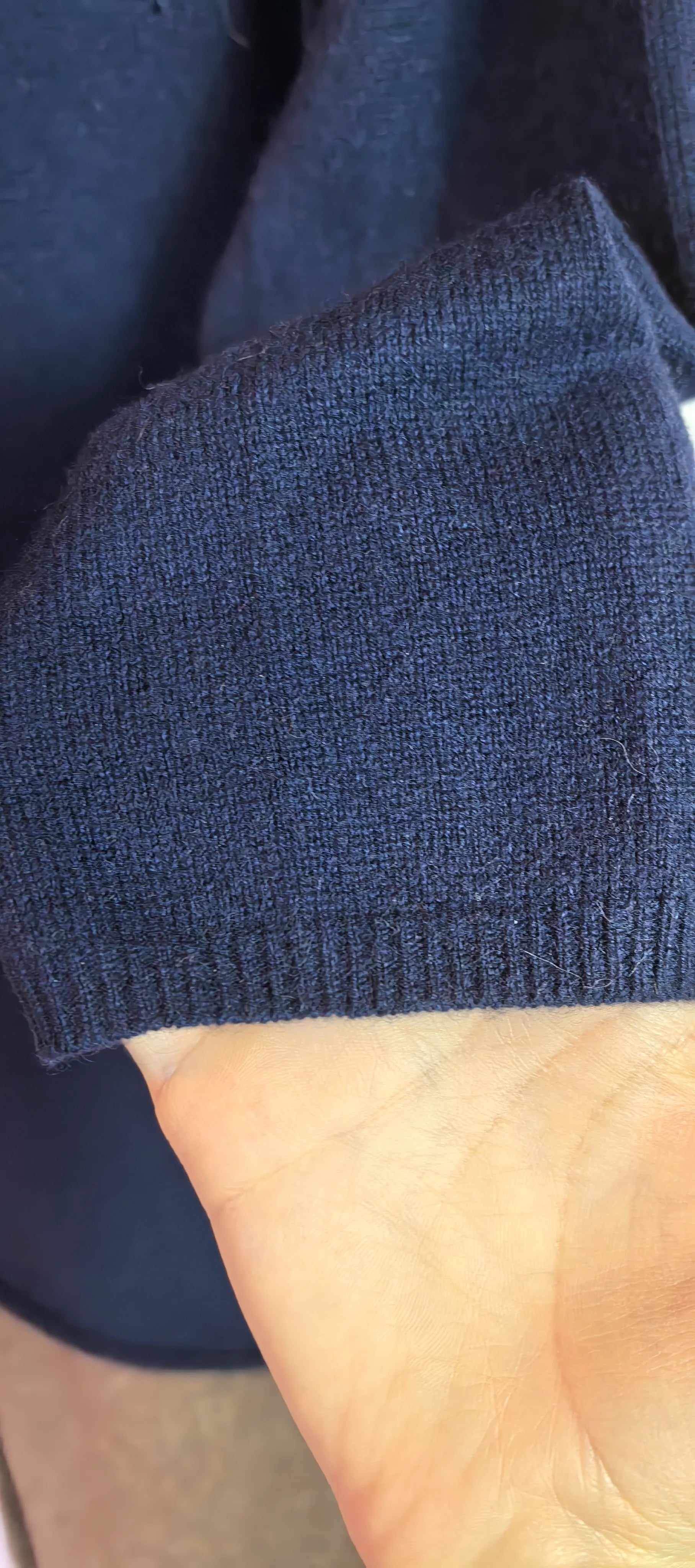 Pulover din casmir - J Crew