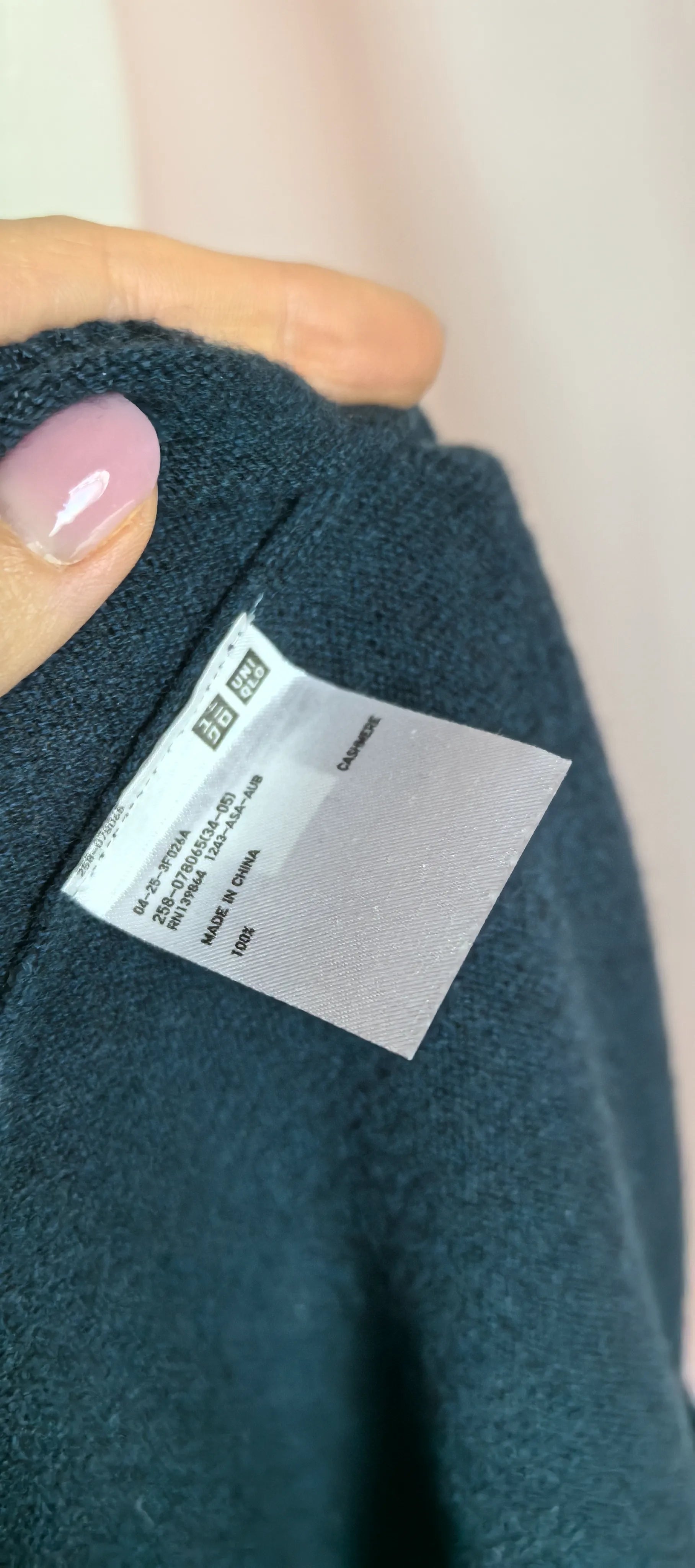 Pulover din casmir - Uniqlo