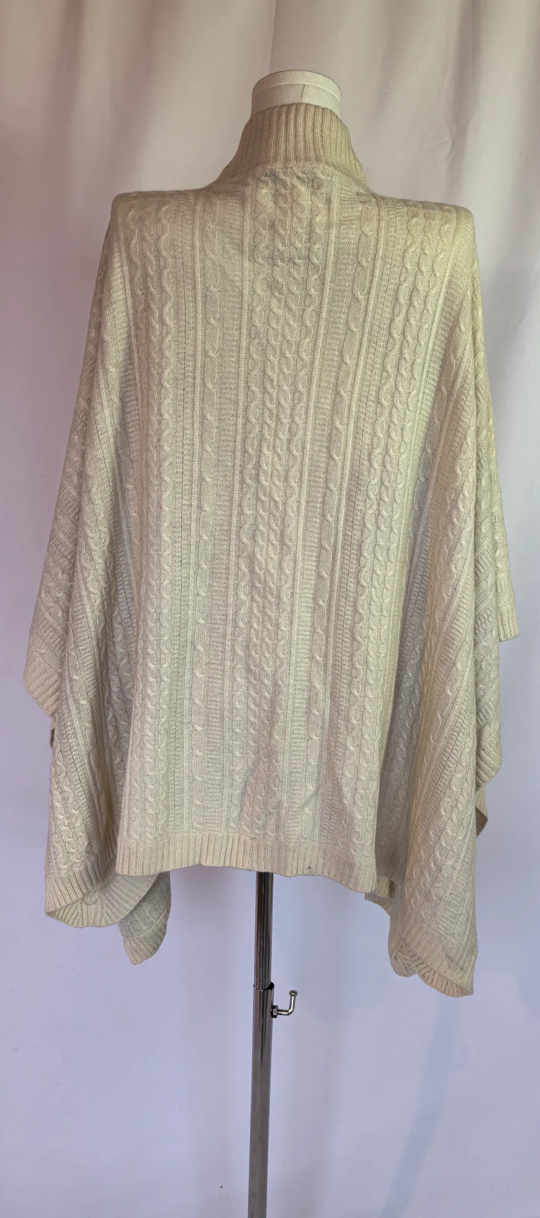 Poncho de casmir - Evelyn Grace