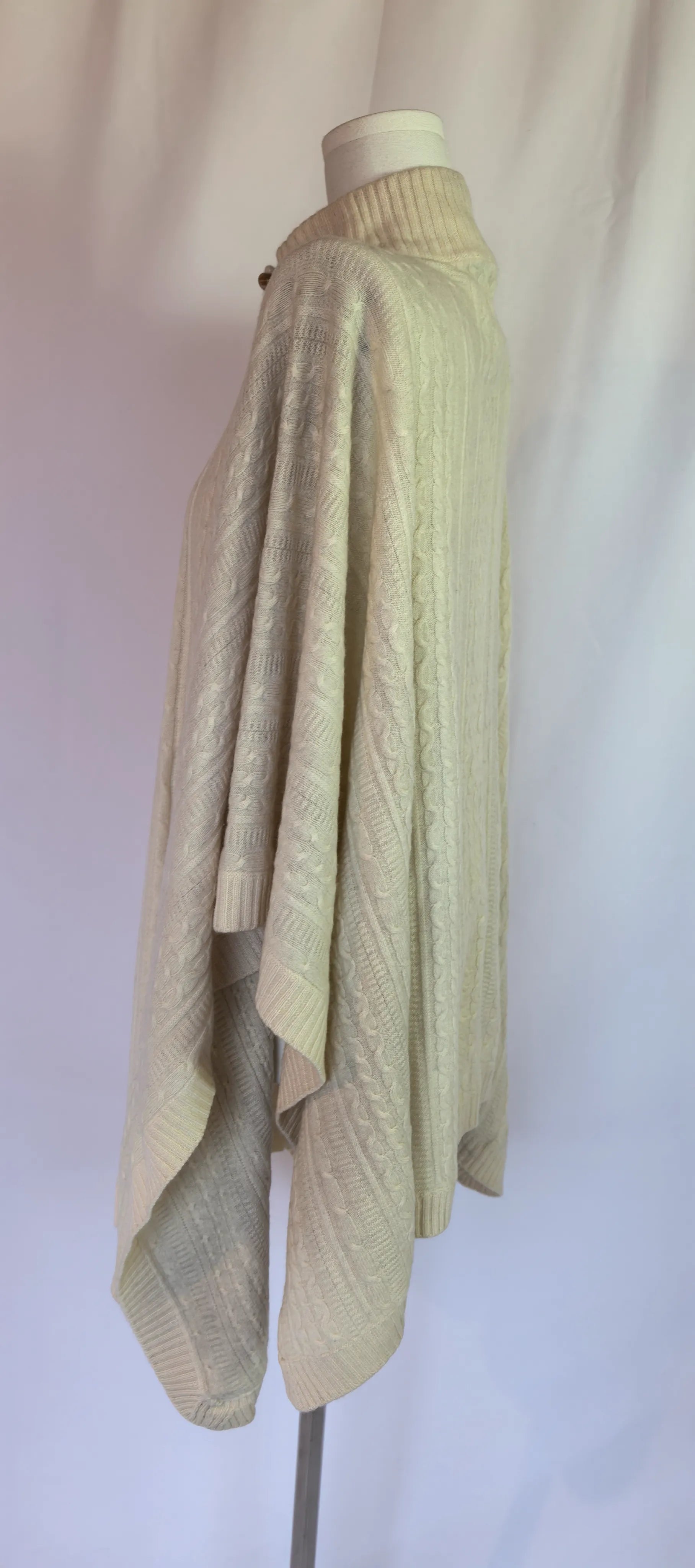 Poncho de casmir - Evelyn Grace