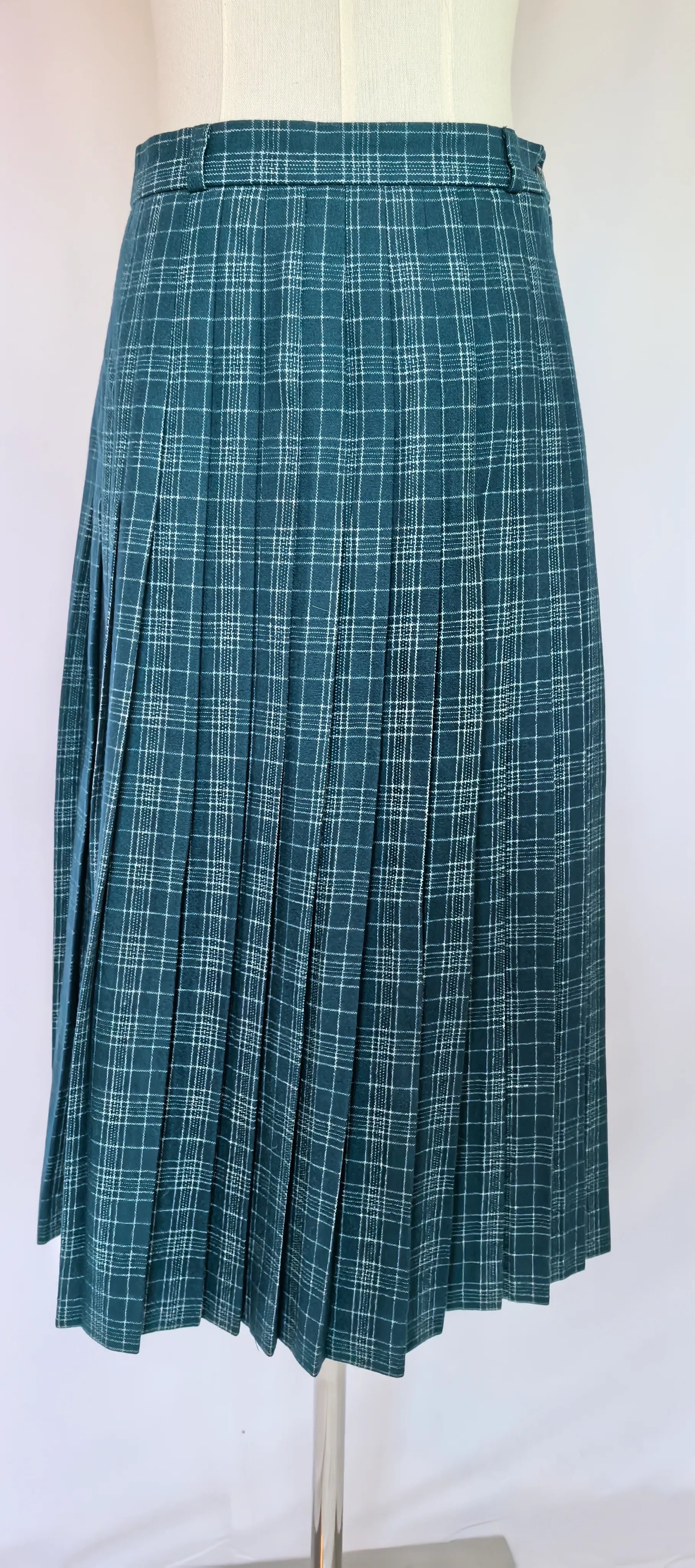 Fusta tartan din lana