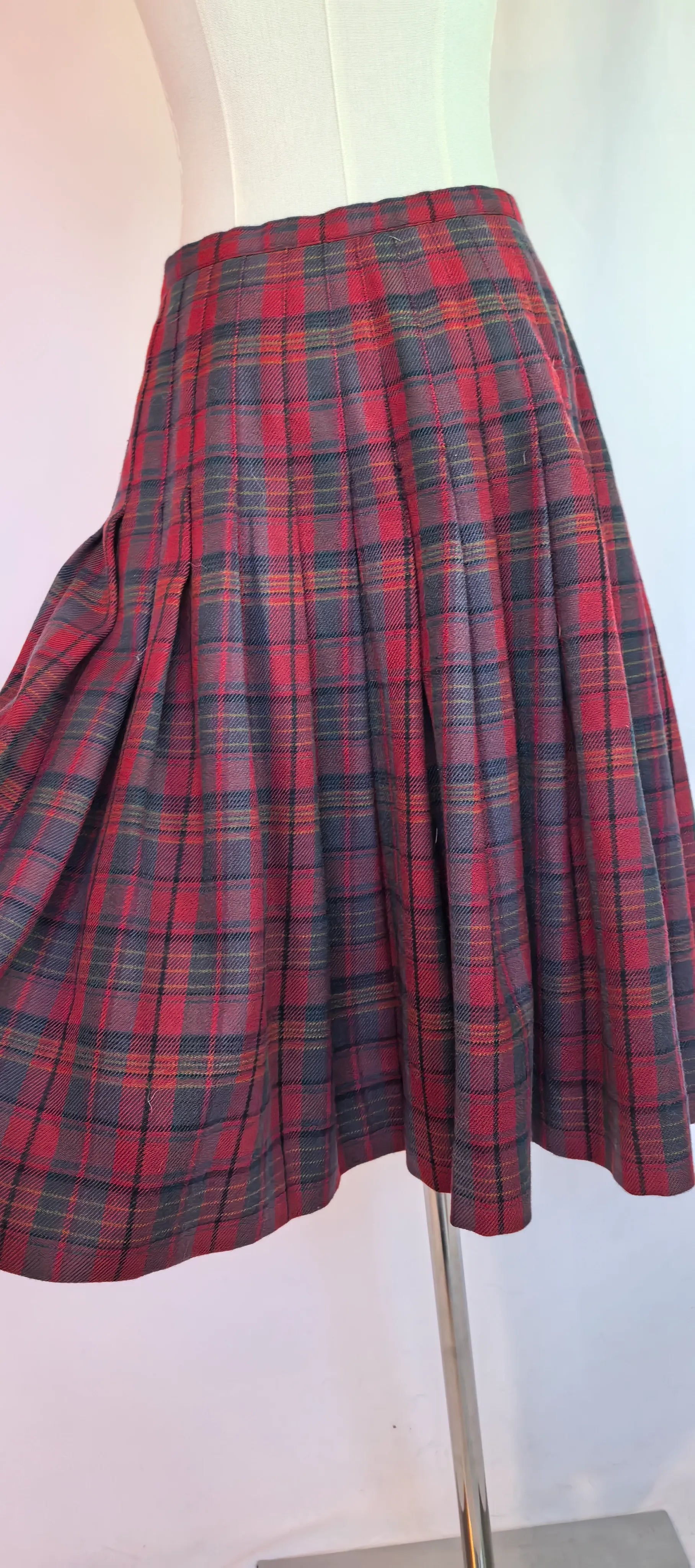 Fusta tartan din lana cu talie reglabila