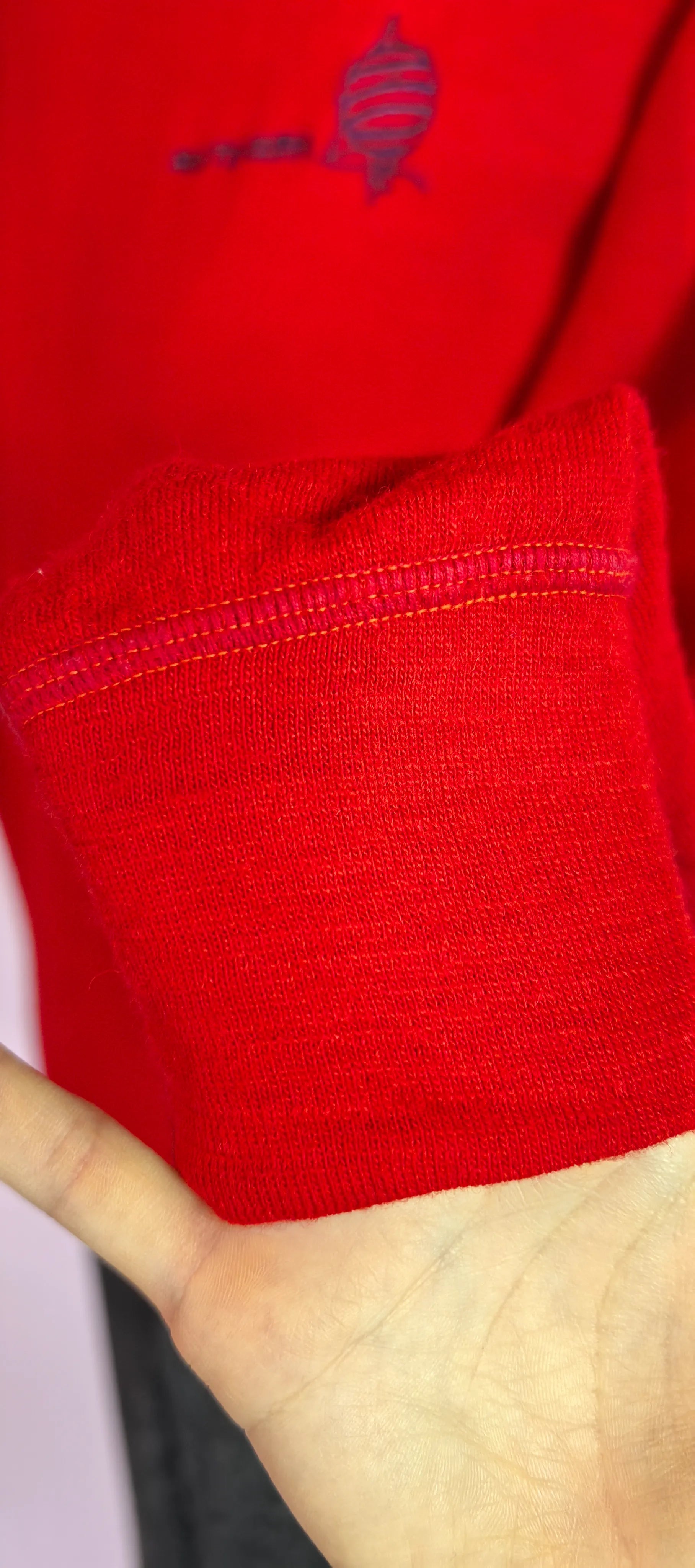 Bluza prim strat de lana