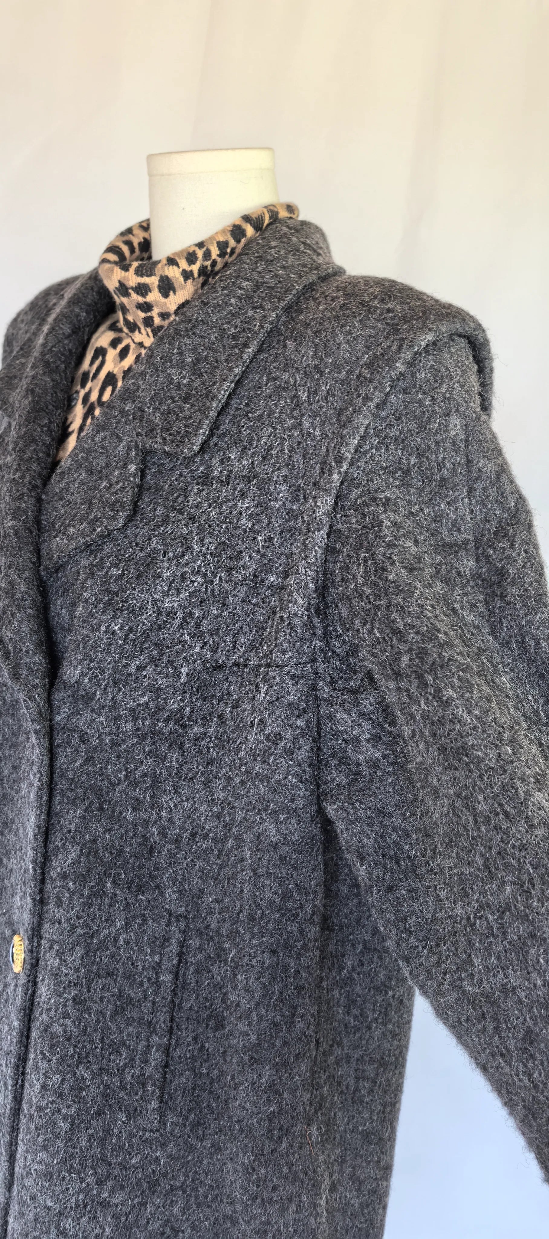 Palton amplu din lana  cu fir lung -Team Mode