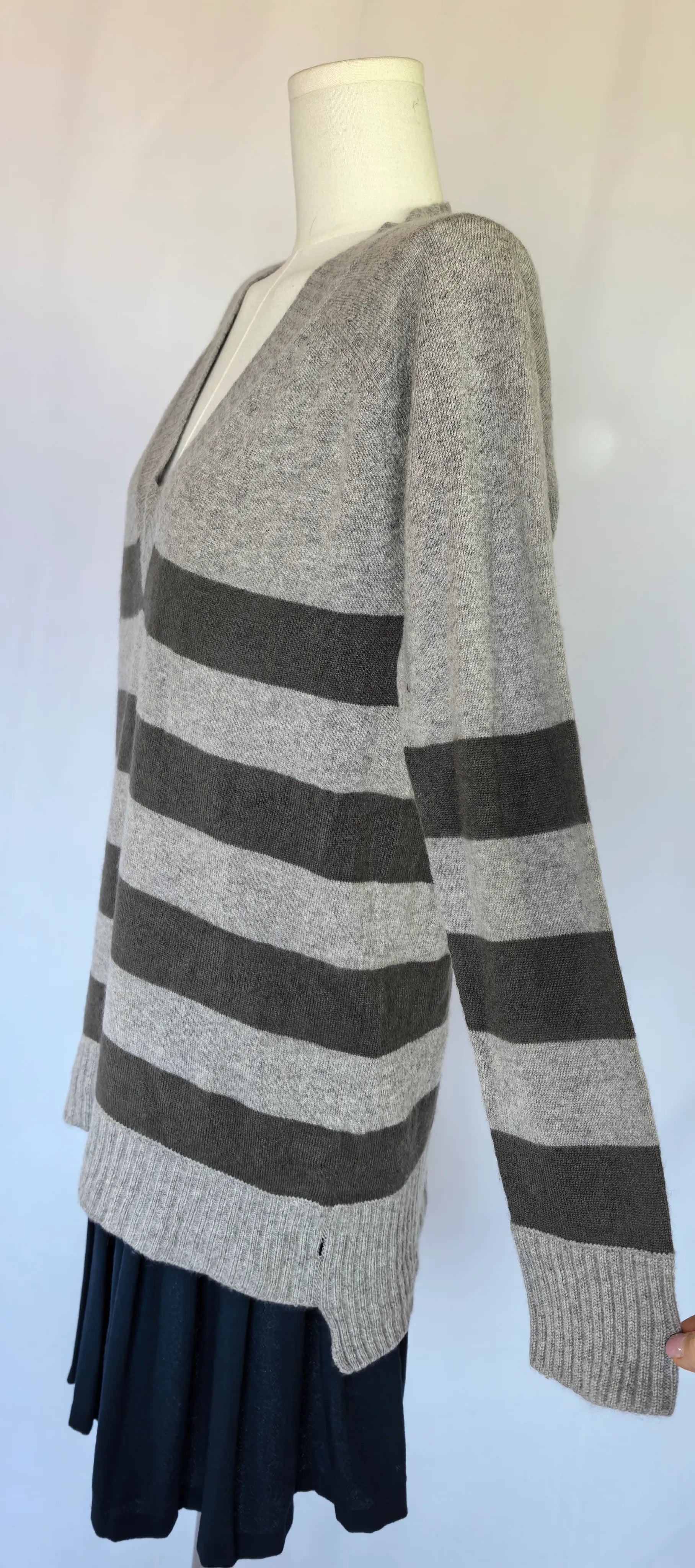 Pulover din casmir lung