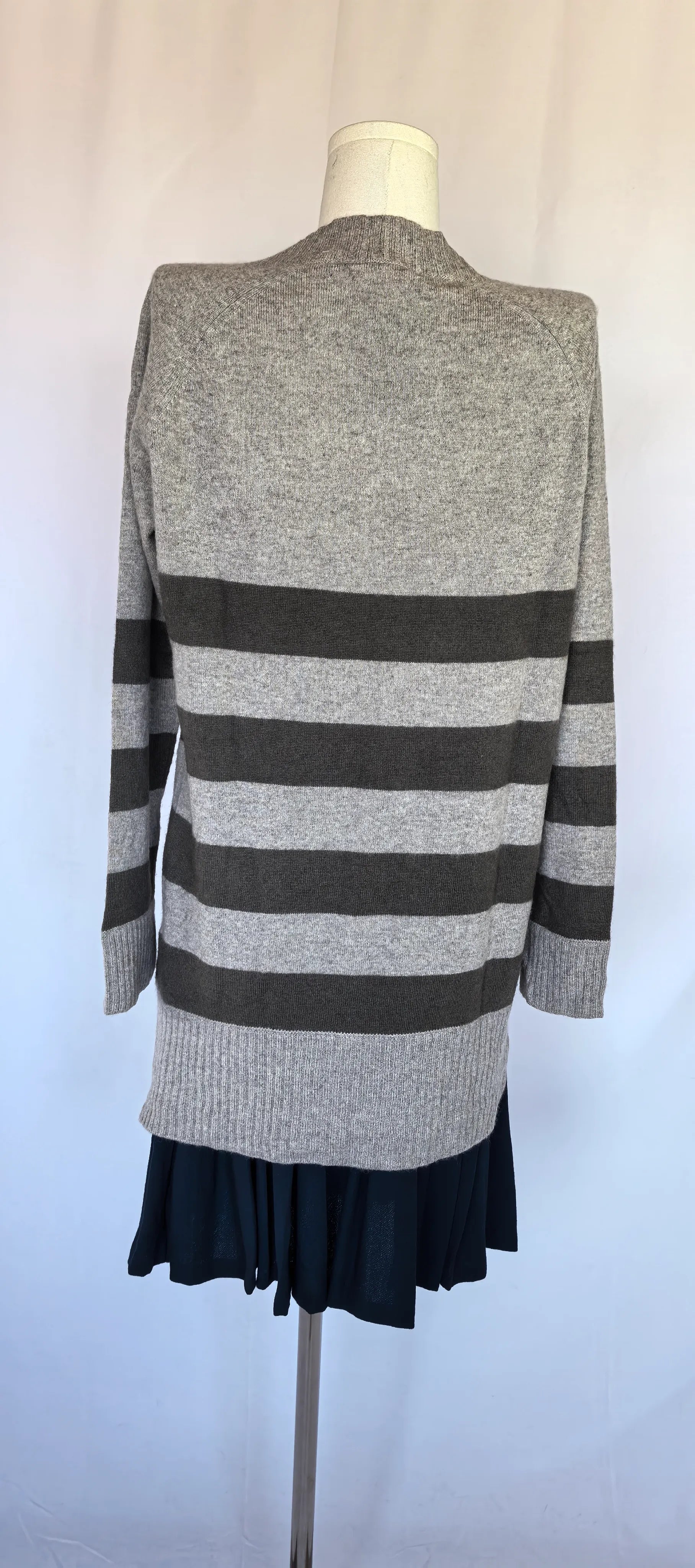 Pulover din casmir lung