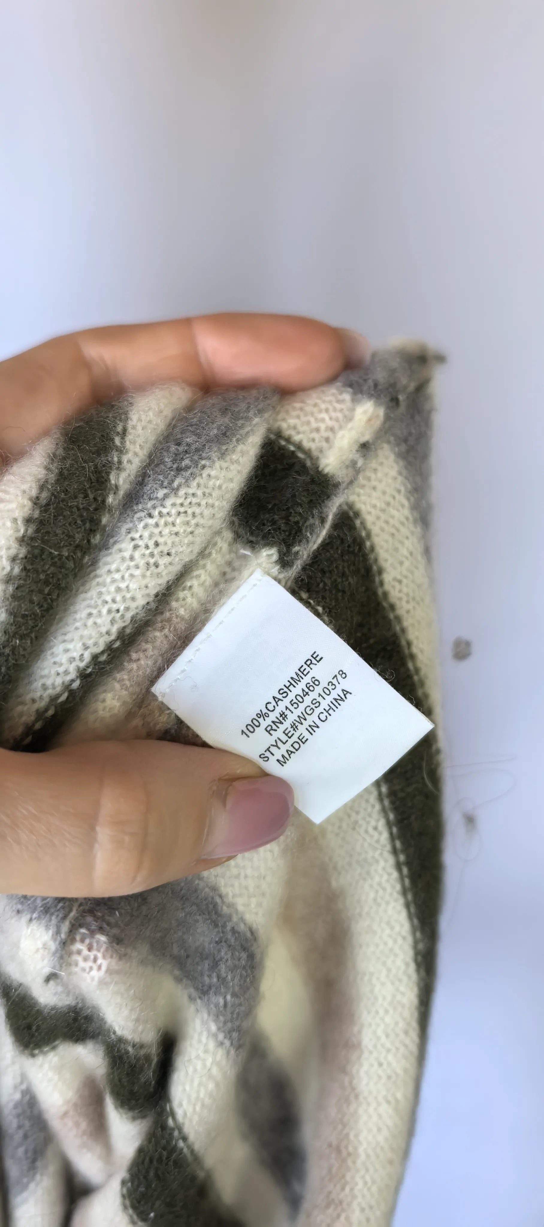 Pulover in dungi din casmir - 41 HawtHorn