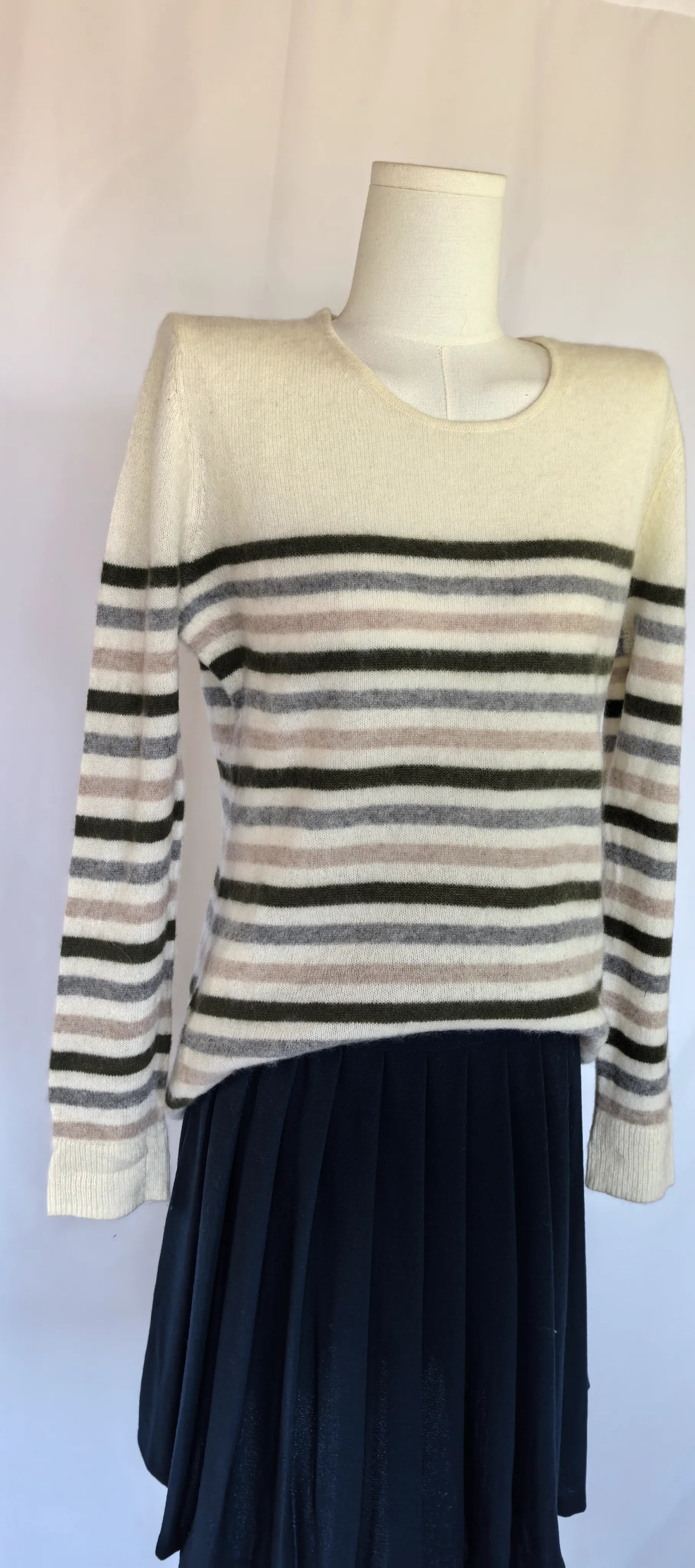 Pulover in dungi din casmir - 41 HawtHorn