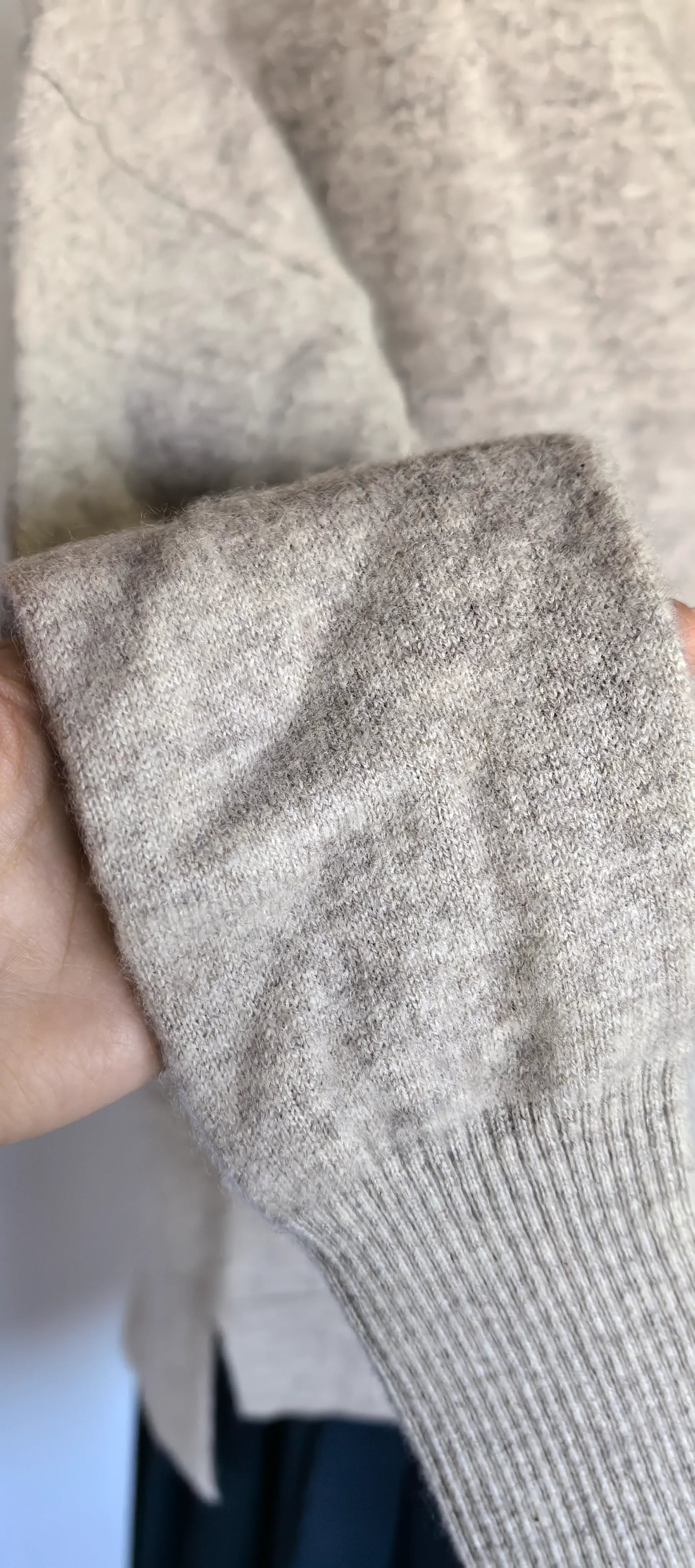 Pulover din casmir - Tahari