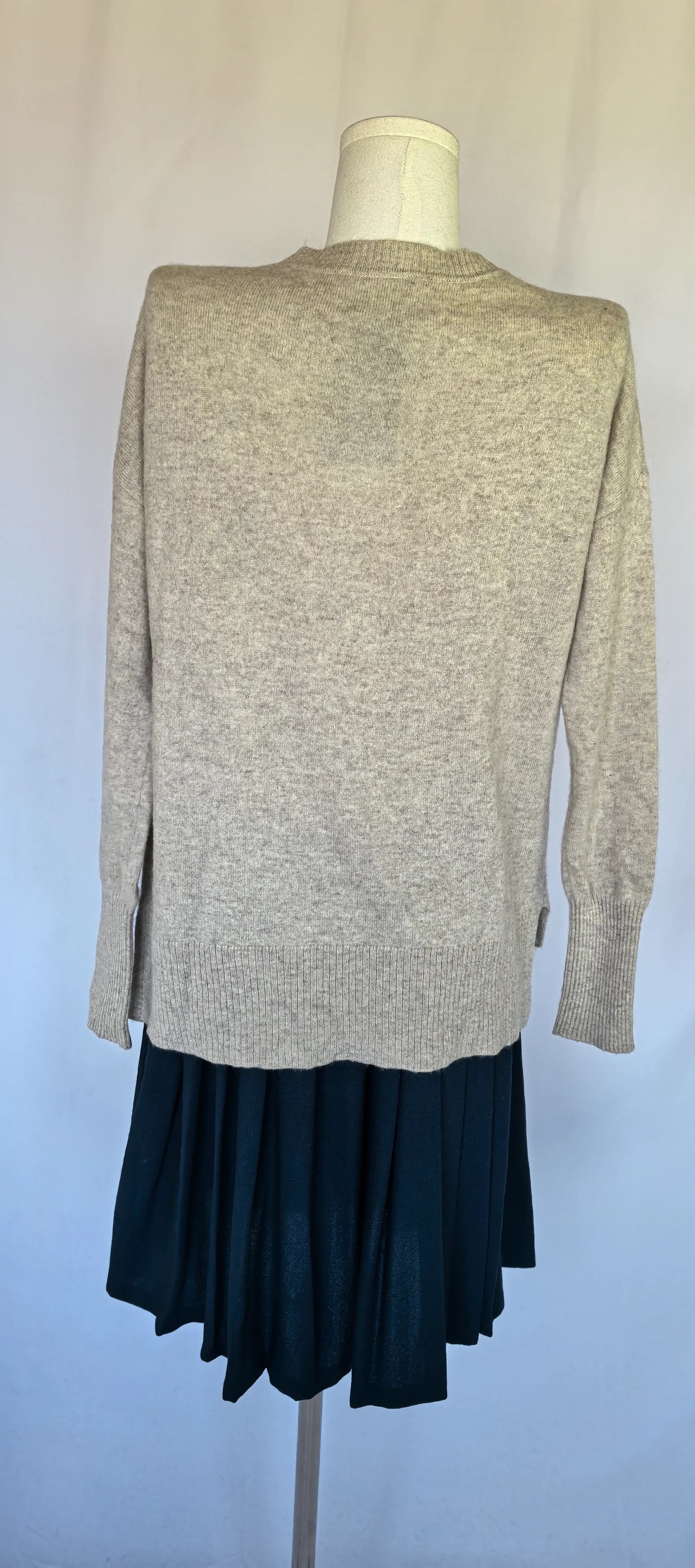 Pulover din casmir - Tahari