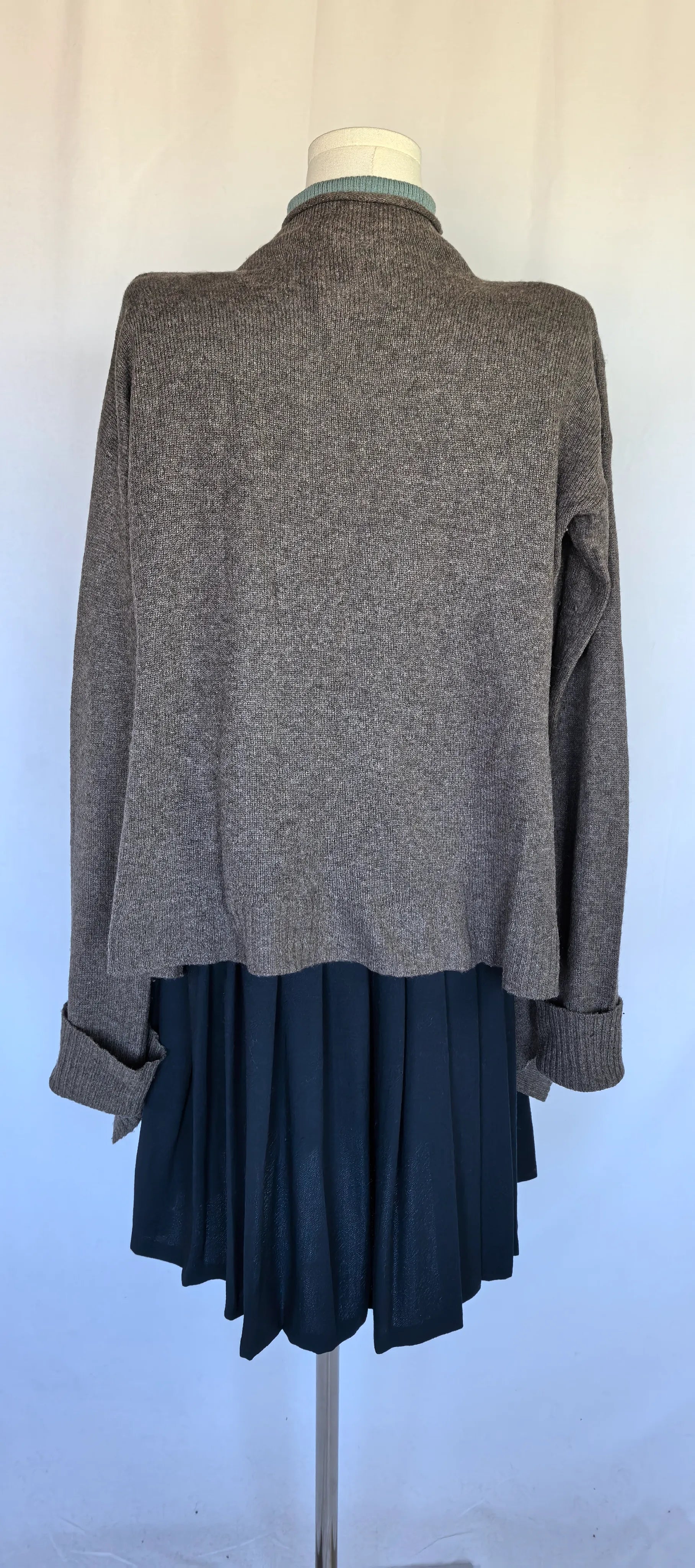 Cardigan asimetric din casmir - Aqua Cashmere