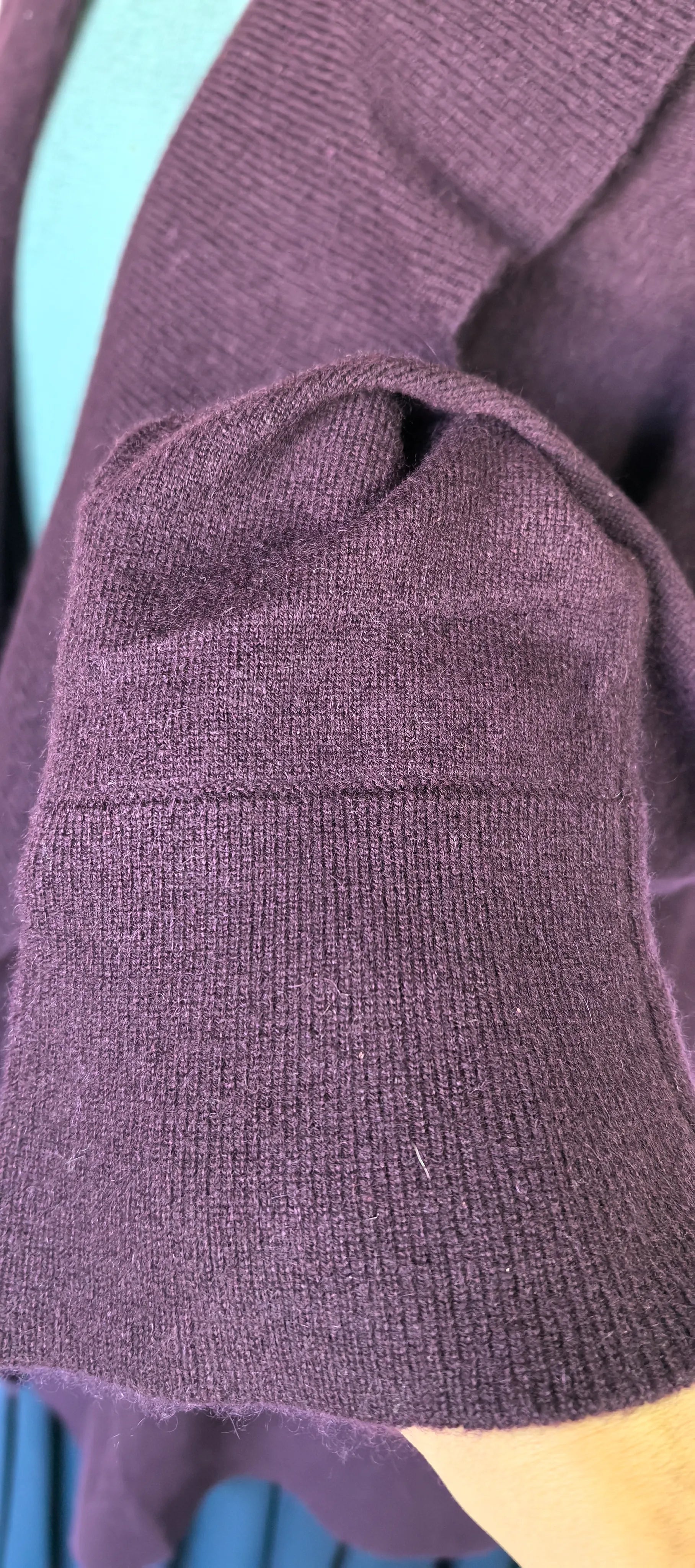 Cardigan din casmir cu volane - Ann Taylor